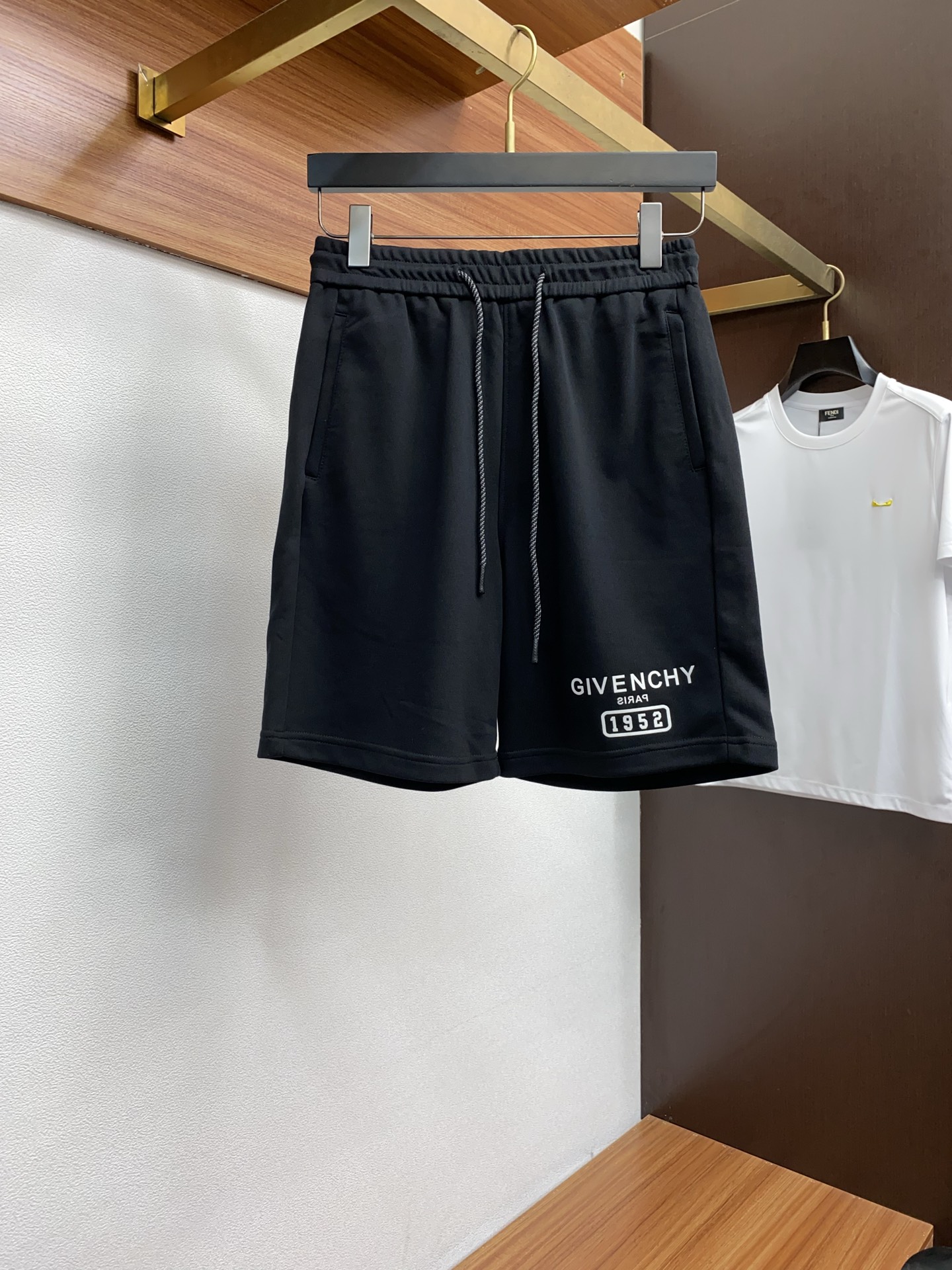 Vanshi Spring 2025 Leisure Shorts: Comfort, Style, and Quality for Summer. - 图片 1