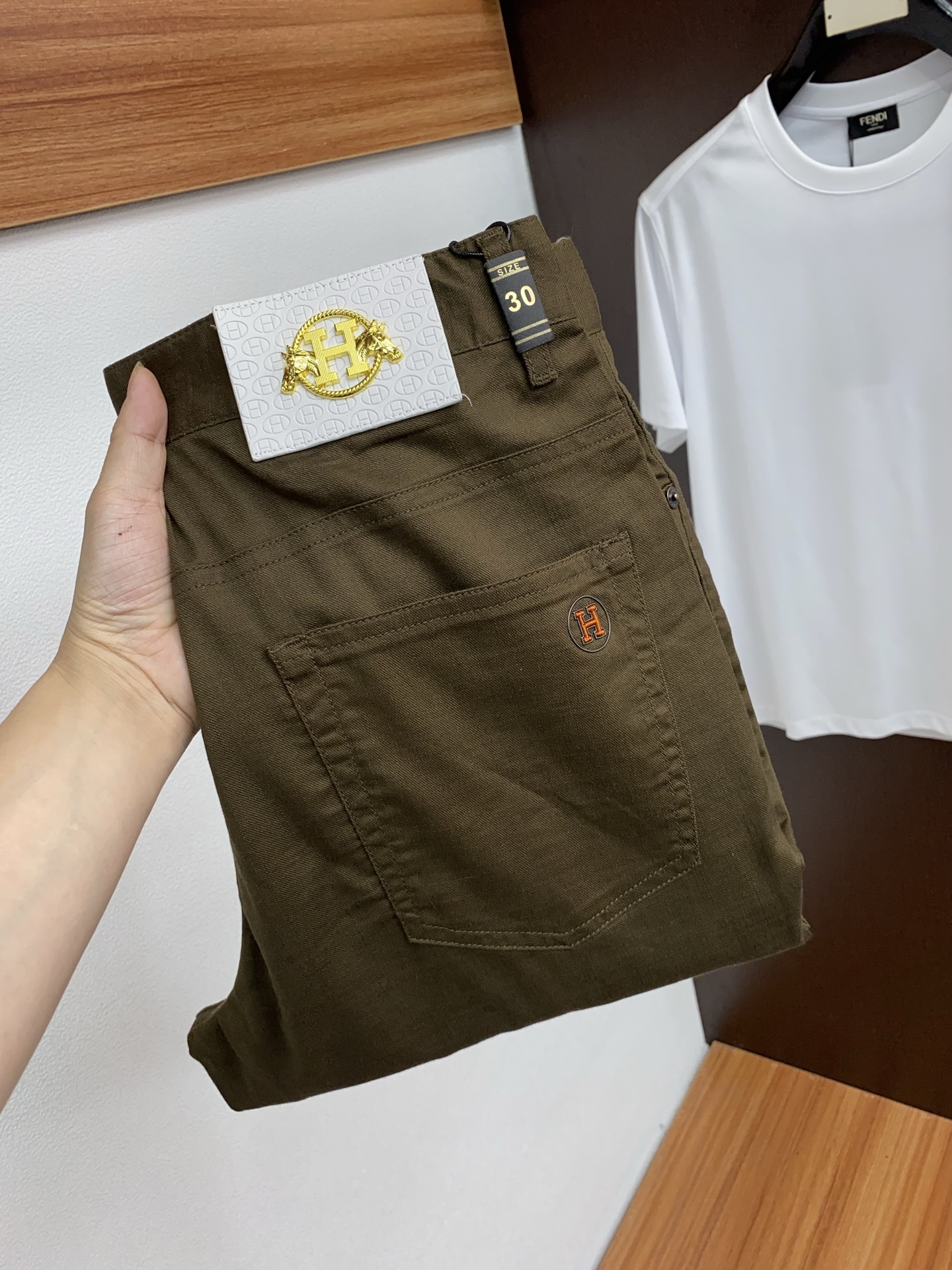 High-End Urban Fashion: E-Mass Spring/Summer Recreational Pocket Collection - 图片 1
