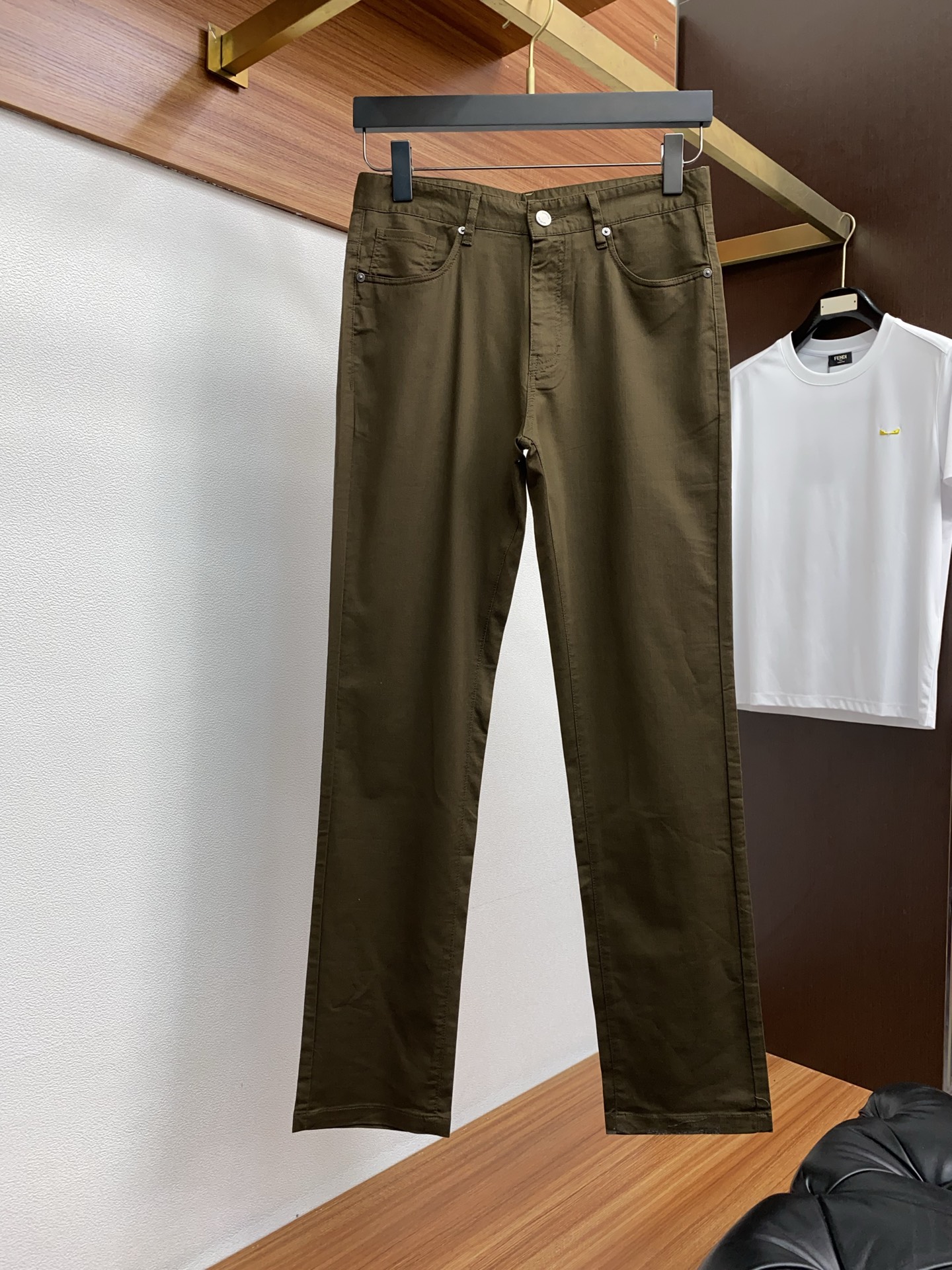 High-End Urban Fashion: E-Mass Spring/Summer Recreational Pocket Collection - 图片 2