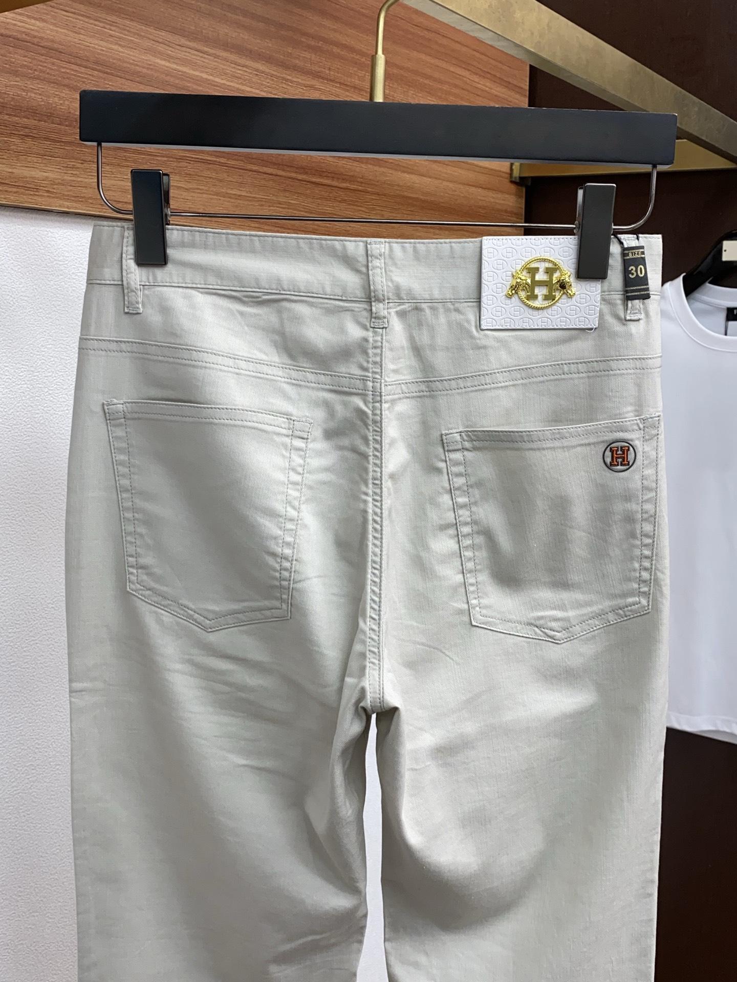 Urban Chic: High-End Spring/Summer Recreational Pocket Fashion with Top Ingredients. - 图片 9