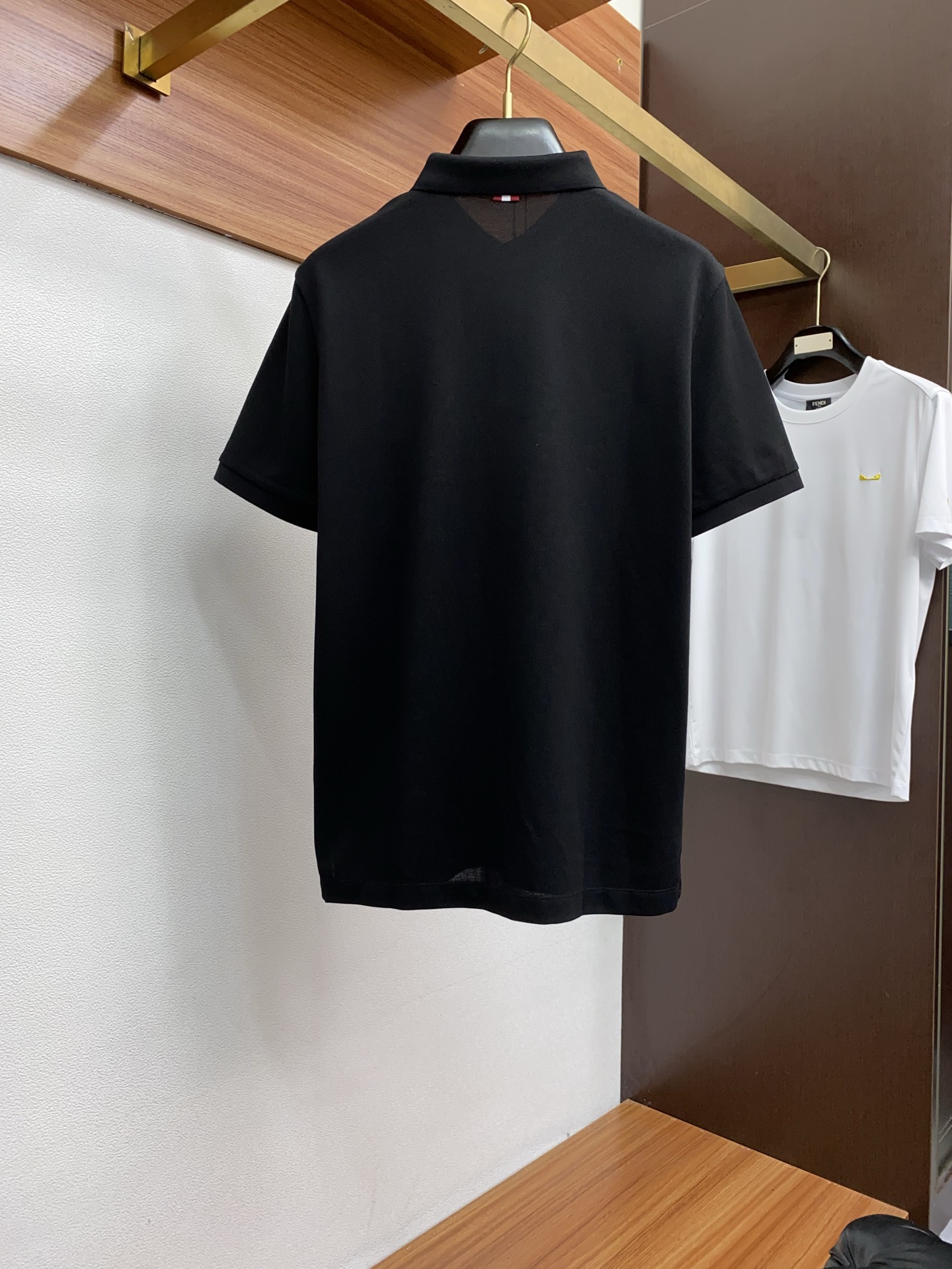2025 Spring & Summer Crooked Polo: Comfortable, Classic Fashion, High Quality Fabric. - 图片 9