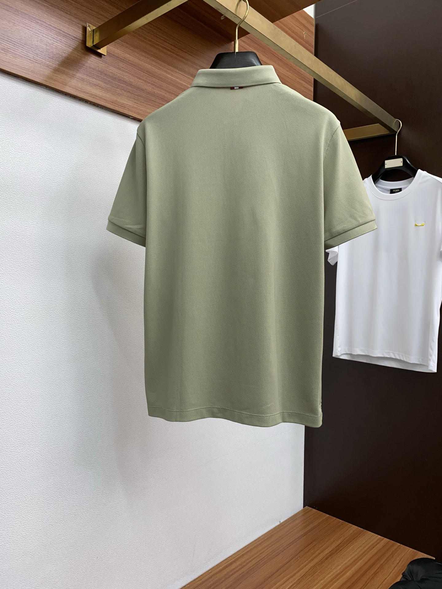 2025 Spring/Summer Crooked Polo: Comfortable, Classic, High-Quality Fashion Polo in Knitted Cotton - 图片 9