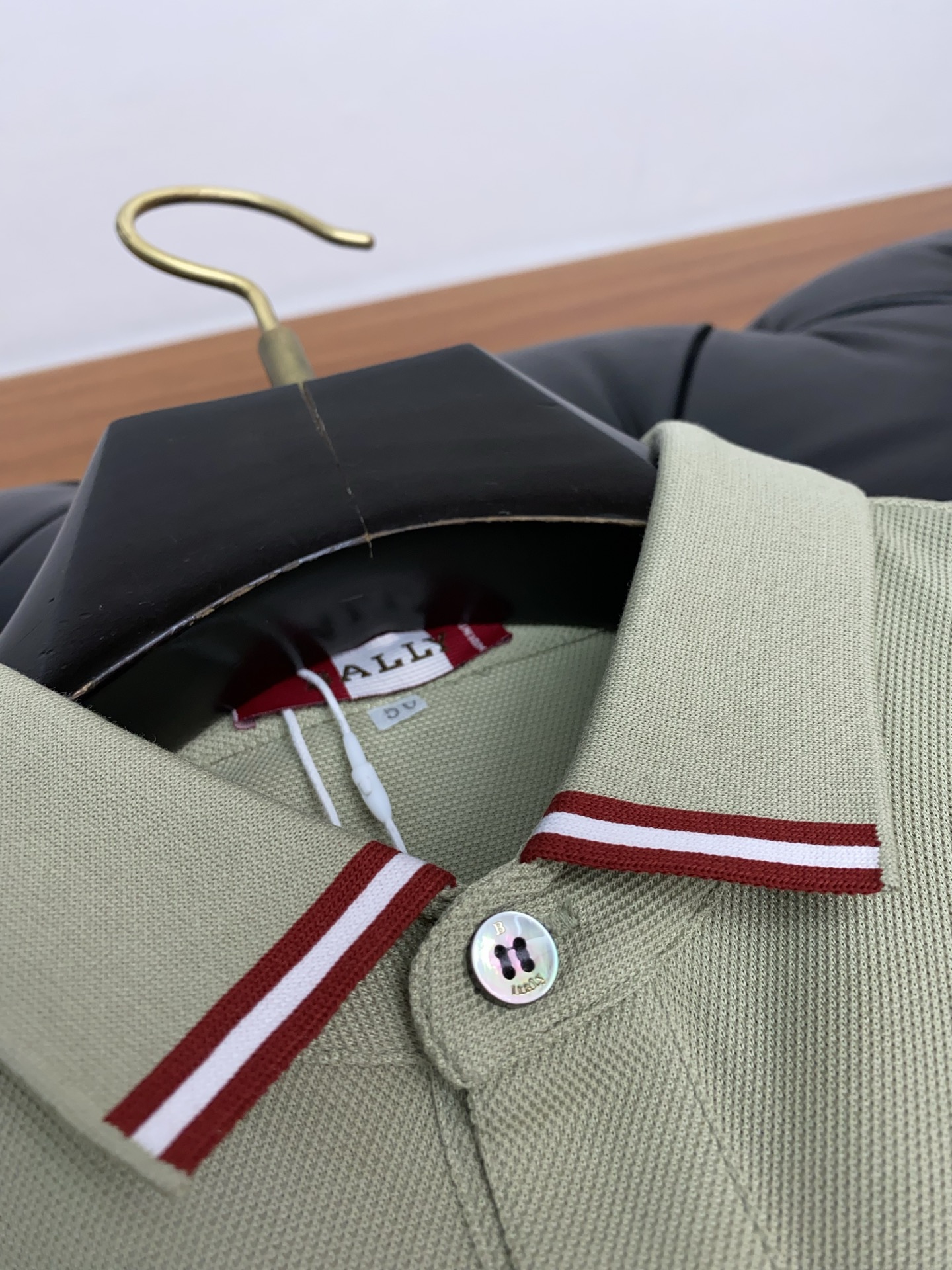2025 Spring/Summer Crooked Polo: Comfortable, Classic, High-Quality Fashion Polo in Knitted Cotton - 图片 7