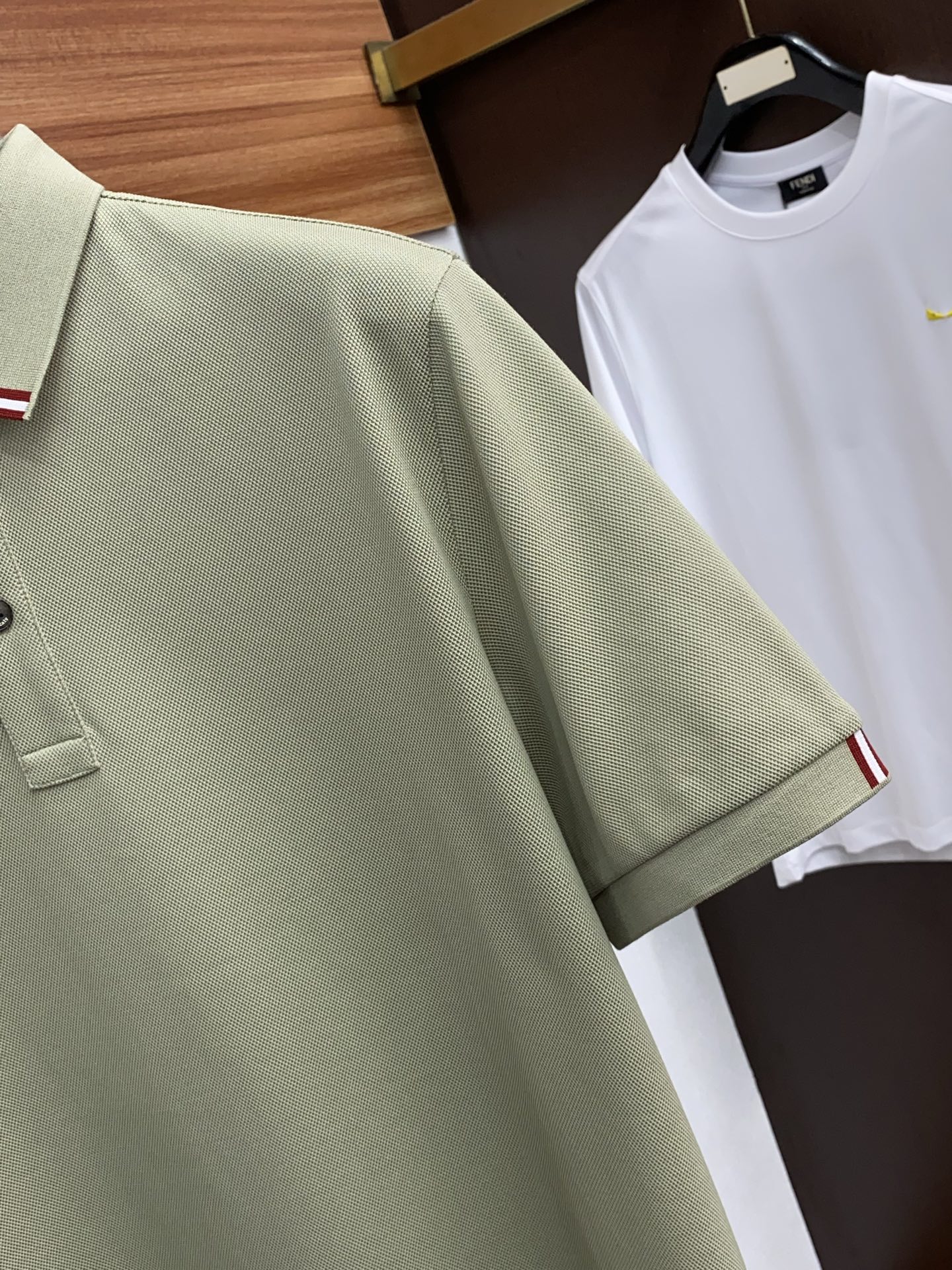2025 Spring/Summer Crooked Polo: Comfortable, Classic, High-Quality Fashion Polo in Knitted Cotton - 图片 4