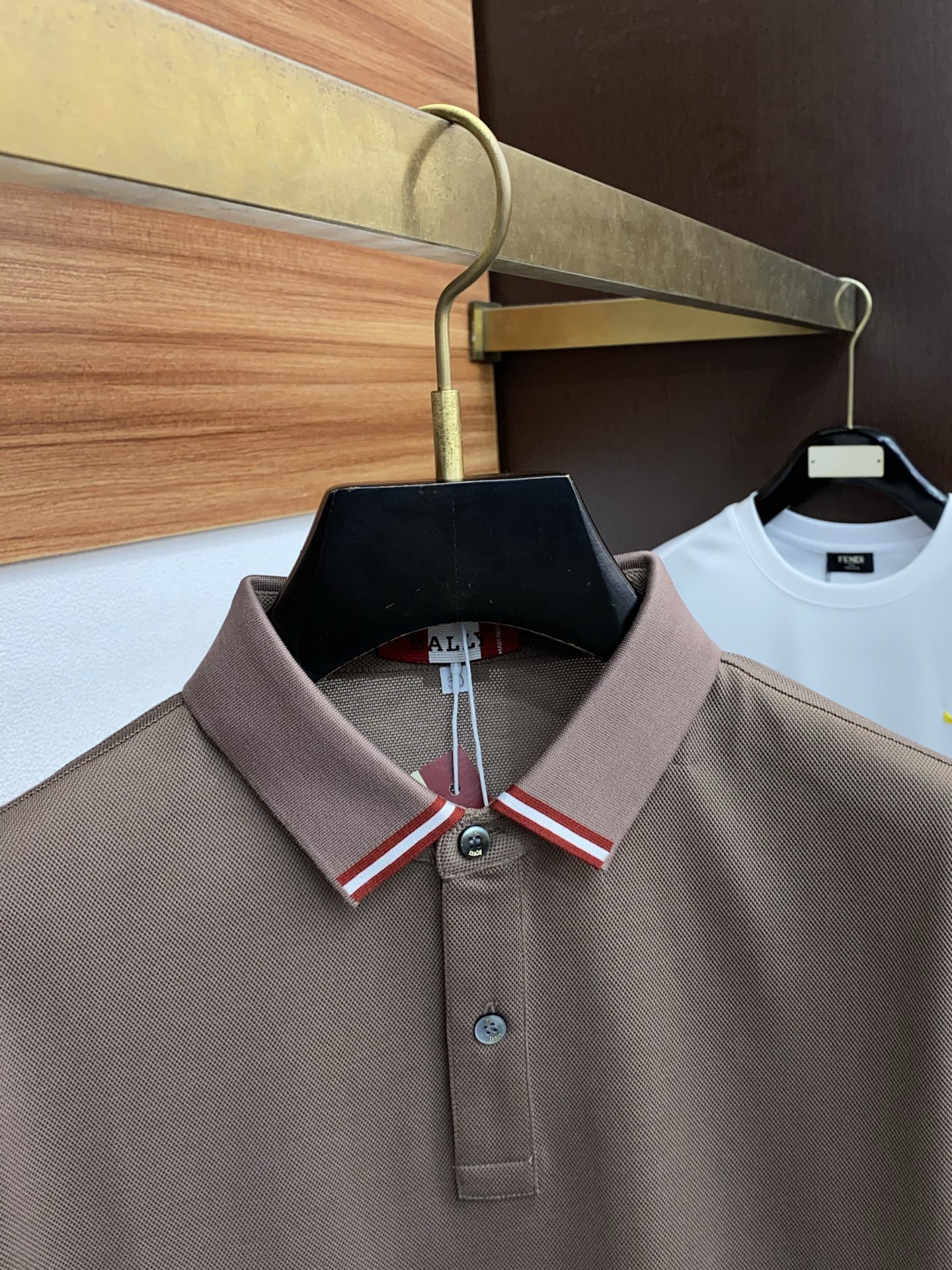 High-quality Cotton Polo: 2025 Spring/Summer Collection in Classic Style - 图片 3