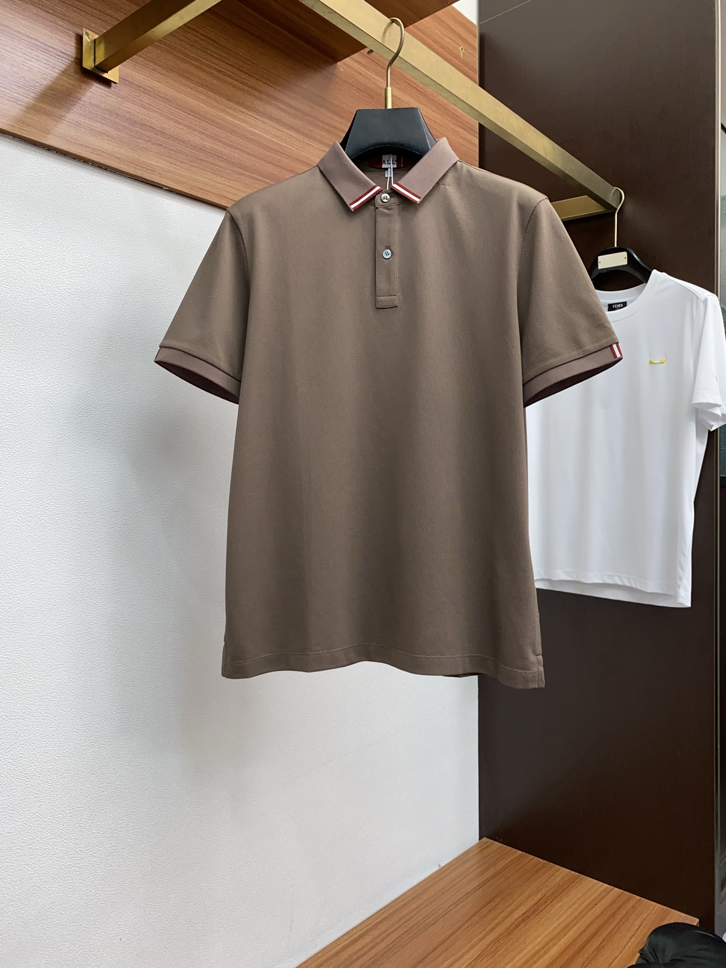High-quality Cotton Polo: 2025 Spring/Summer Collection in Classic Style