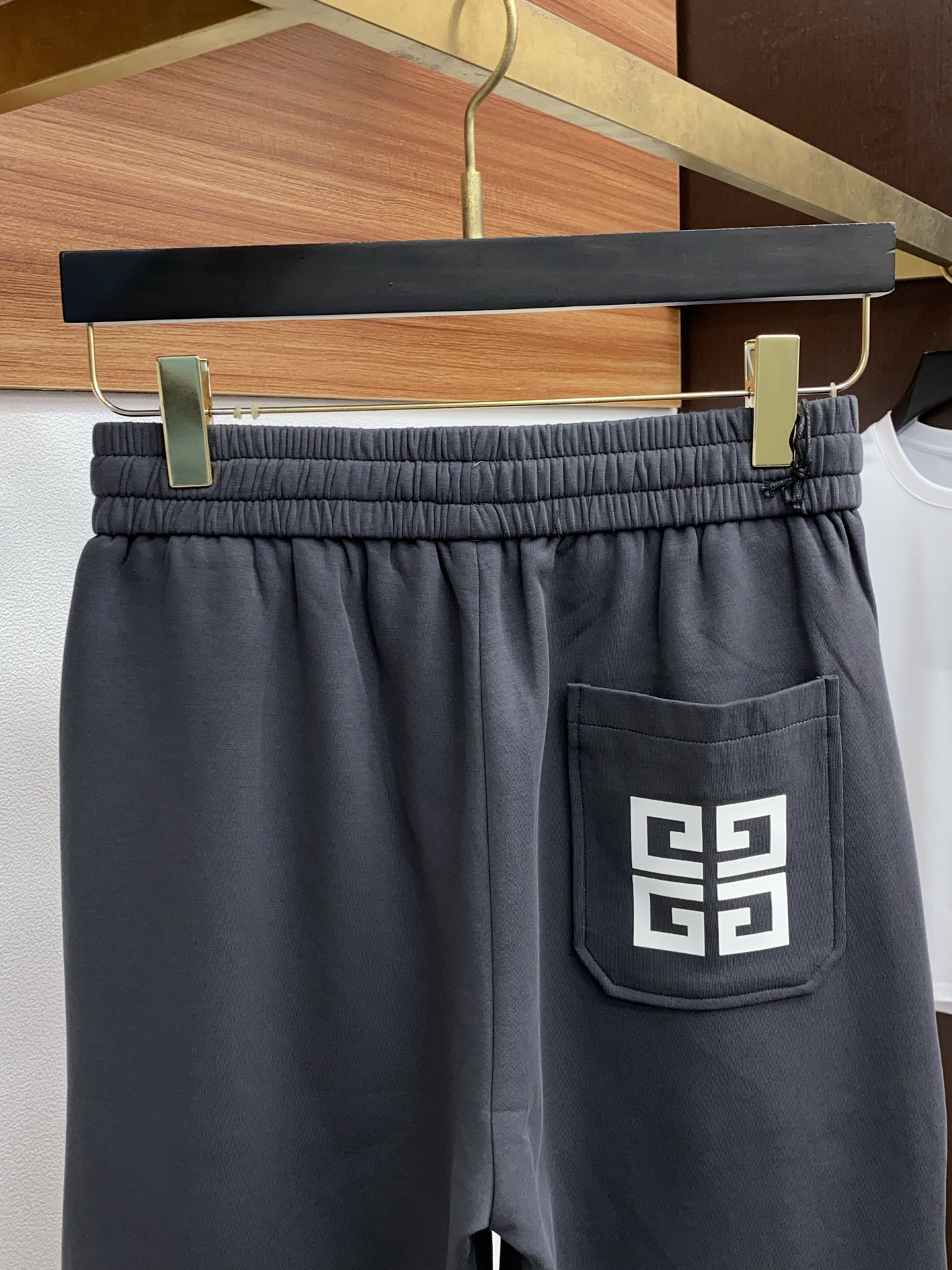 “Spring 2025 Summer Leisure Shorts: High-End Customized Comfort and Style” - 图片 9
