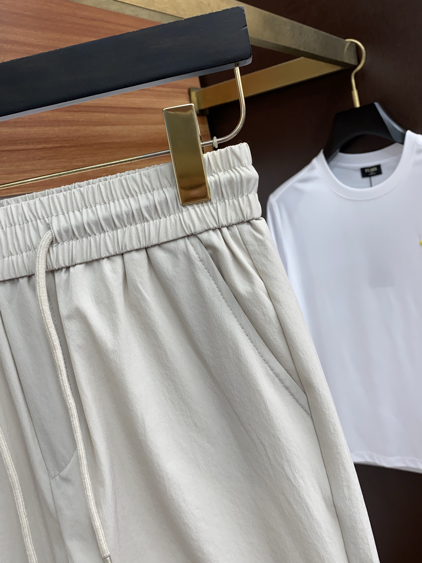 “2025 Summer New Edition Leisure Shorts: High-End Customized Comfort for Summer” - 图片 3