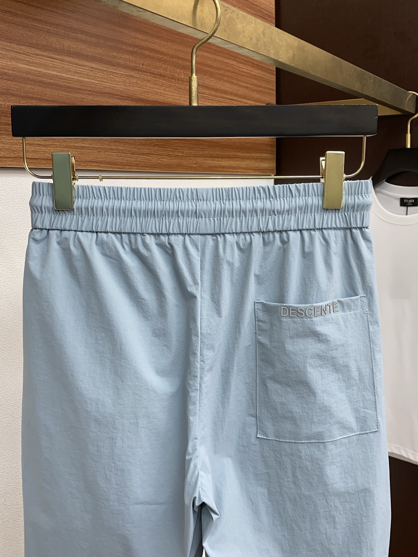 “2025 Summer New Edition Leisure Shorts: All-Powerful, Customized Fabric, High-End Comfort” - 图片 9