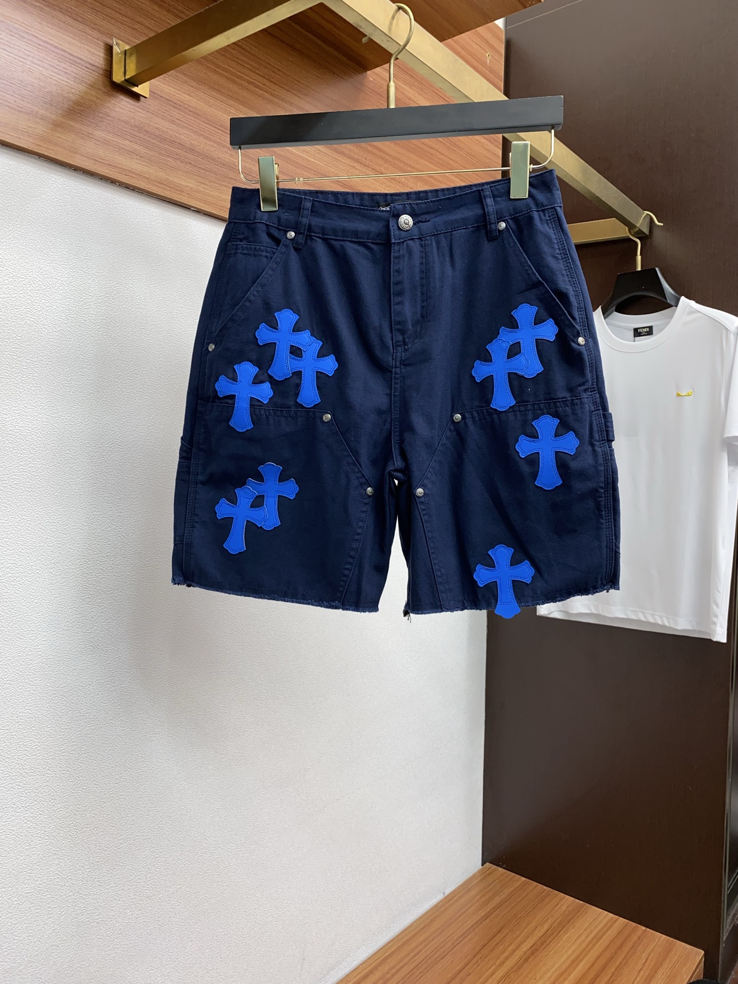 P602 CROCSON: Men’s Cowboy Shorts with Original Cloth Wash and Unique Design - 图片 1