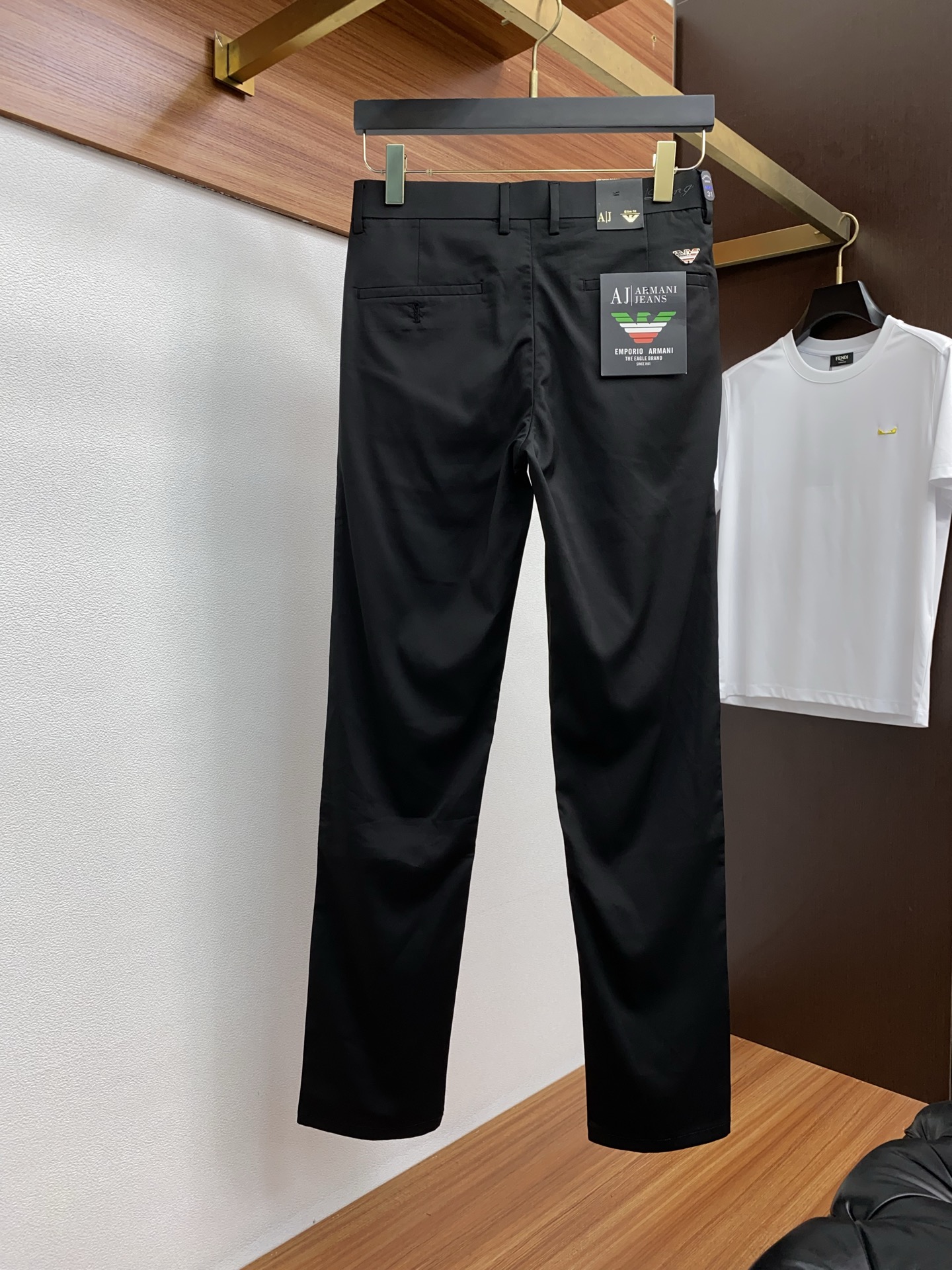 Amani 2025 SS Men’s Pants: Unchallenged Sales with Polytechnic Aesthetics and Japanese Fabric - 图片 8