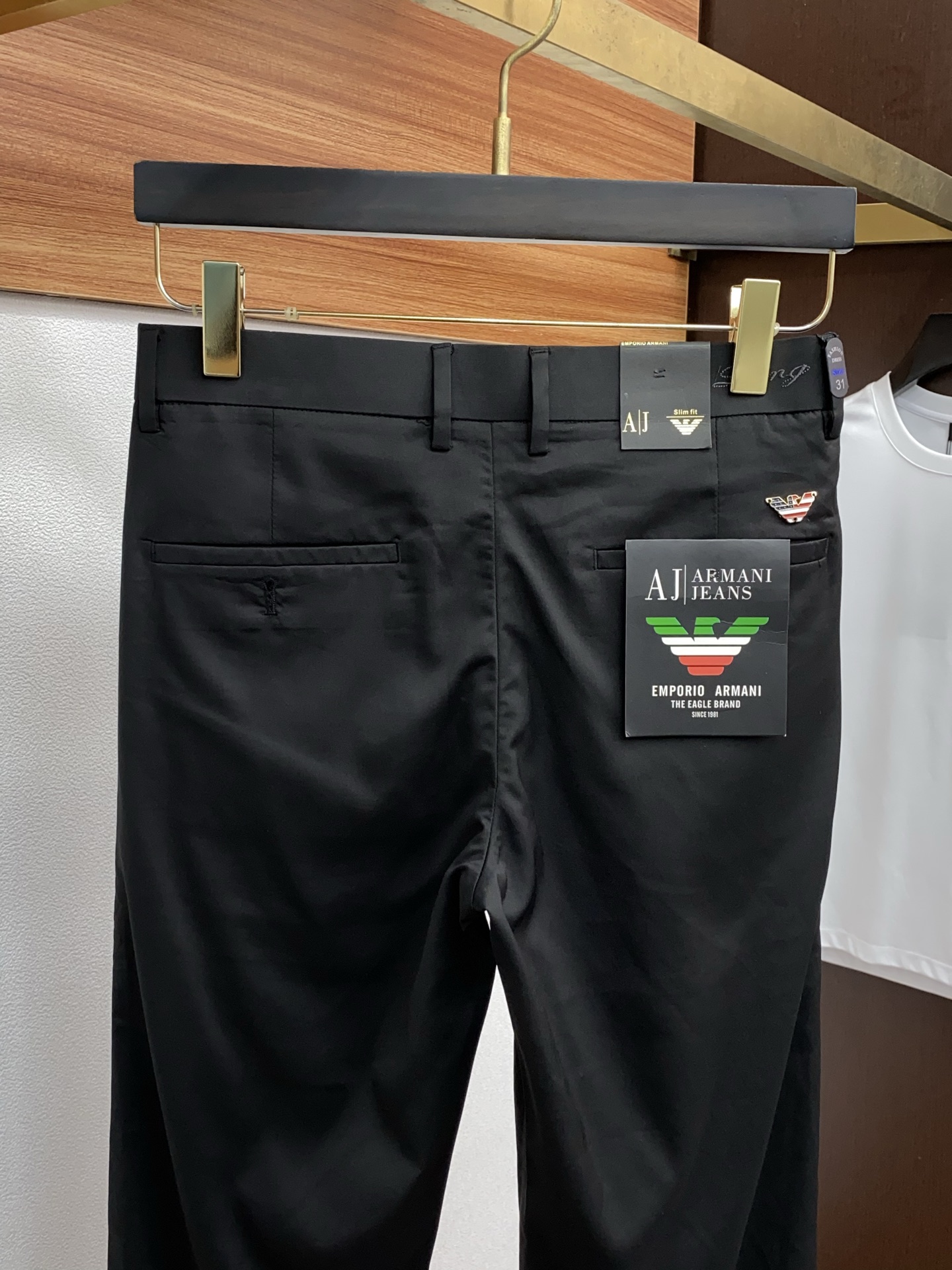 Amani 2025 SS Men’s Pants: Unchallenged Sales with Polytechnic Aesthetics and Japanese Fabric - 图片 9