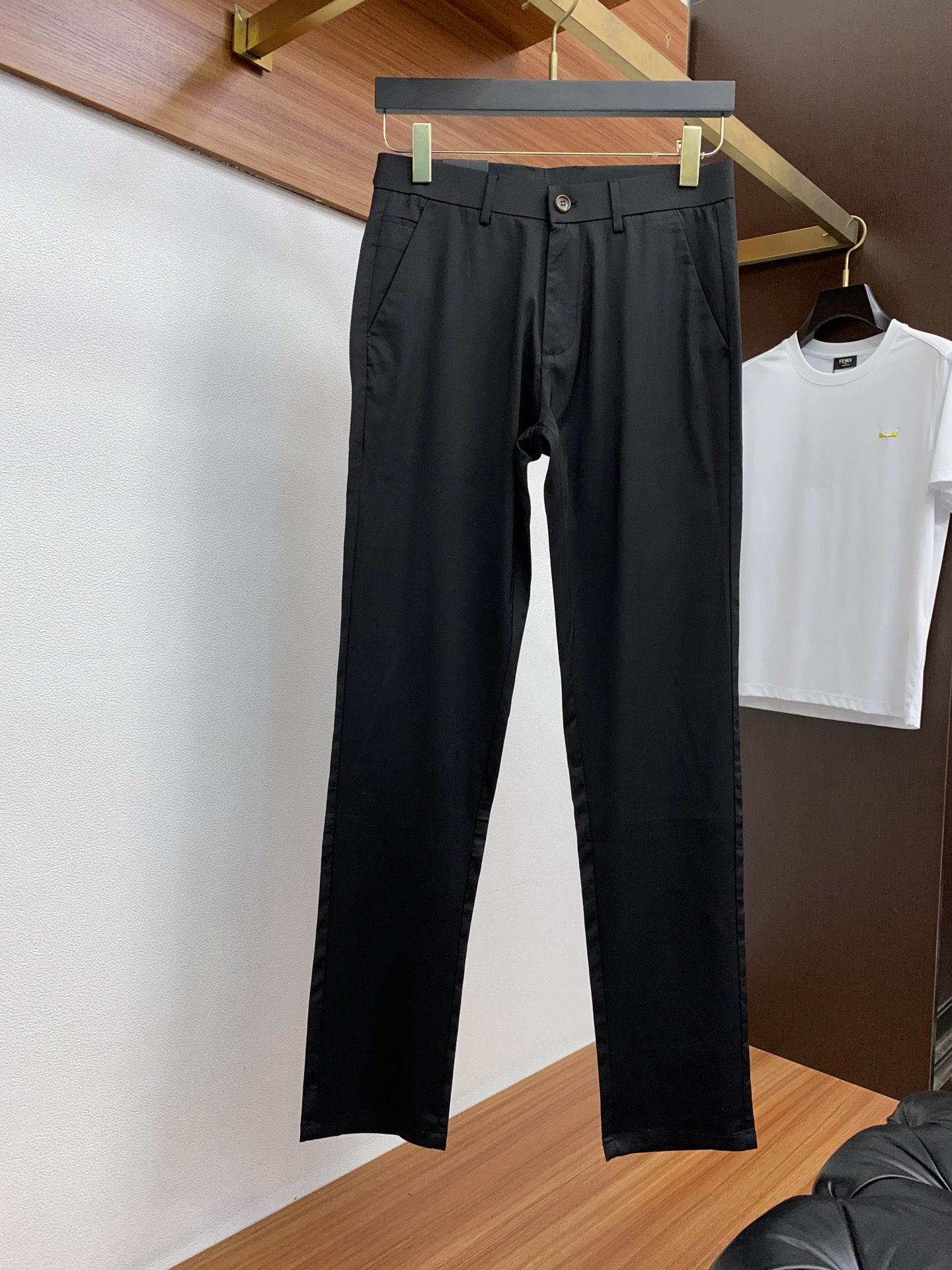 Amani 2025 SS Men’s Pants: Unchallenged Sales with Polytechnic Aesthetics and Japanese Fabric - 图片 2