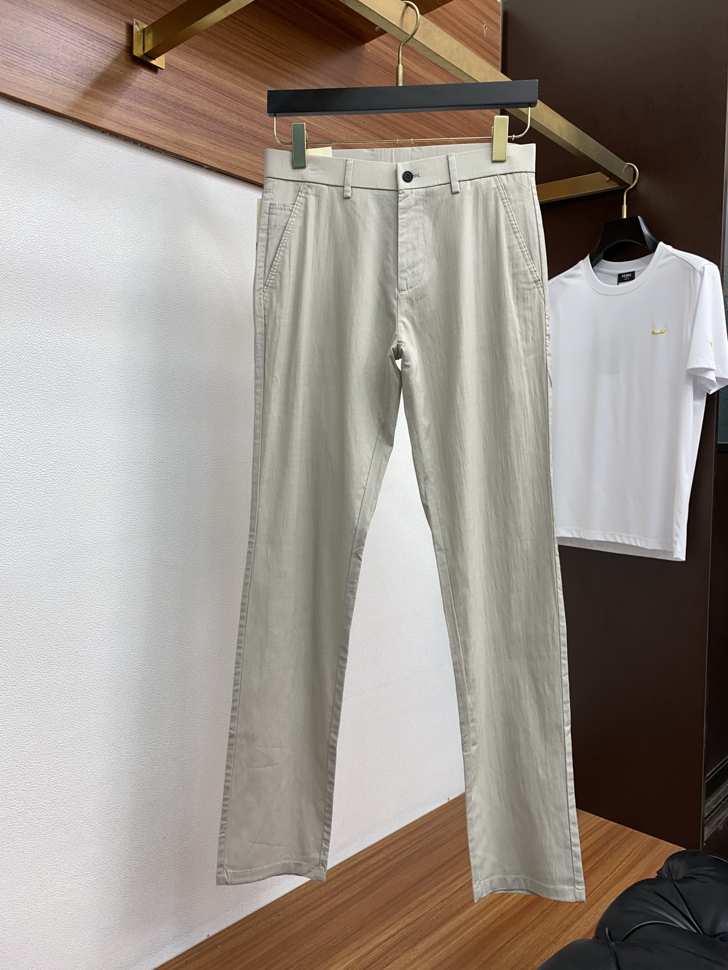 Gucci 2025 SS Men’s Clothing: Unchallenged Style Blending Craftsmanship and Aesthetics. - 图片 2