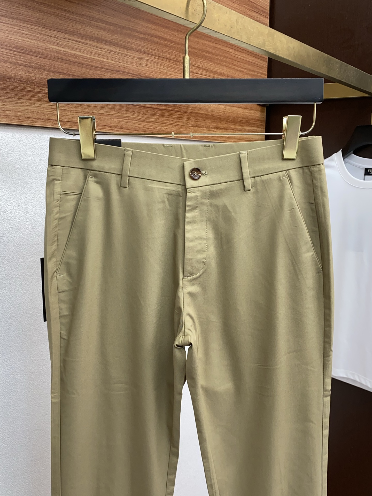 Amani 2025 SS Men’s Pants: Unchallenged Sales with Unique Style and Quality Craftsmanship - 图片 3
