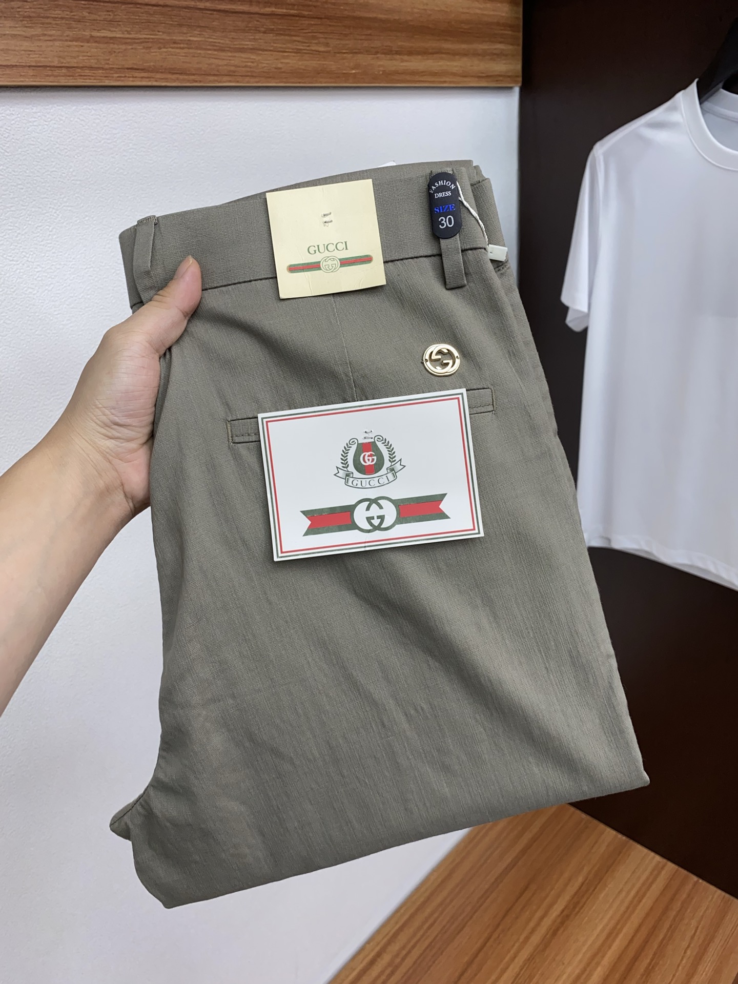 Gucci 2025 SS Men’s Collection: Versatile Style with SLP Influence and Japanese Fabrics