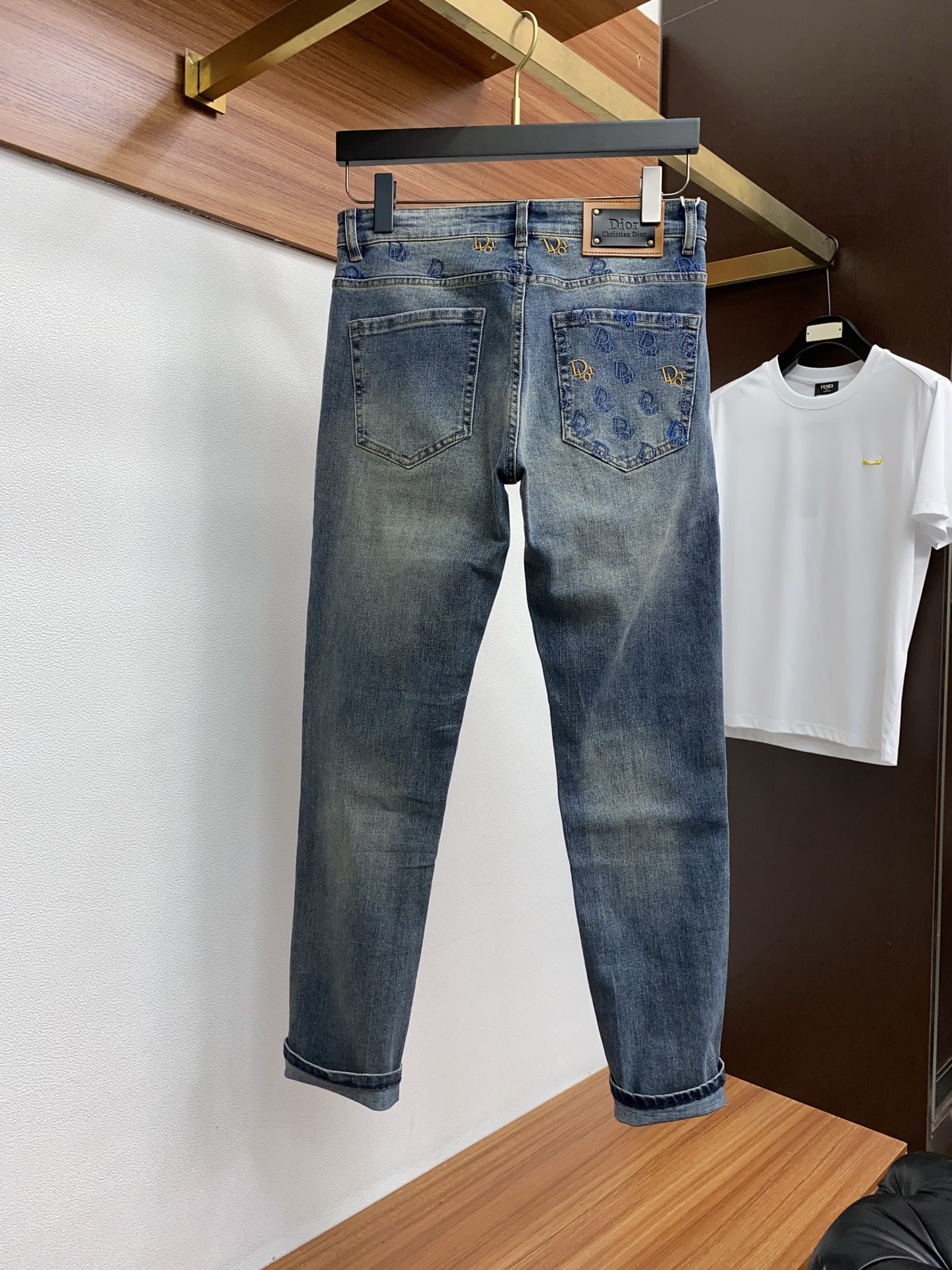  迪奥 25秋冬新款 男士牛仔裤原厂原布原洗水！进口原版水洗弹力面料，复杂的手工艺叠加，任何一个洗水环节