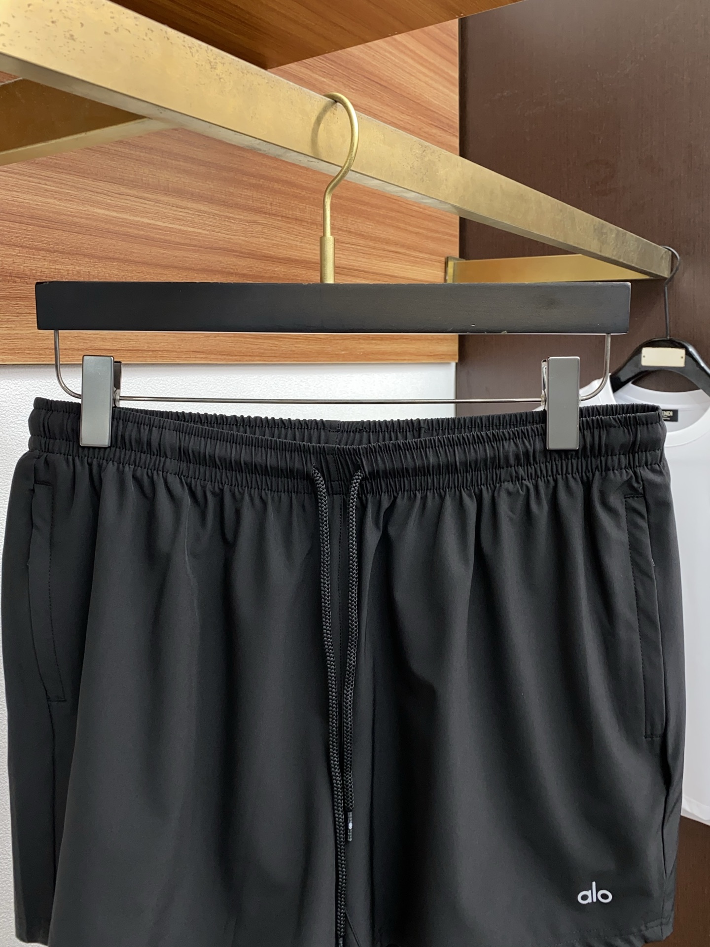 P486 Ola 25s New Fashion Shorts: Stylish, Luxurious, and Age-Reducing Aesthetic Style - 图片 2