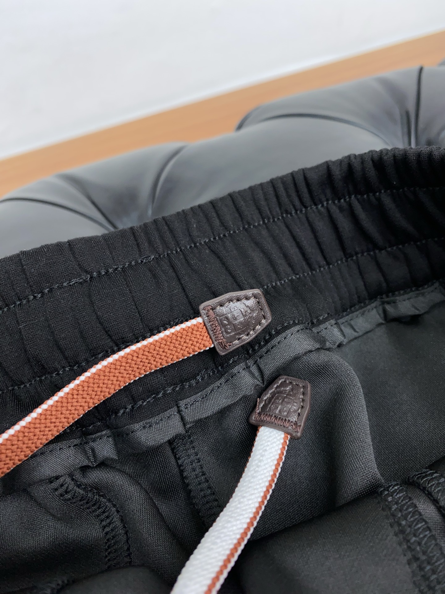 New Fashion Shorts: Super-Flowing, Luxurious, and Gender-Neutral Style - 图片 6