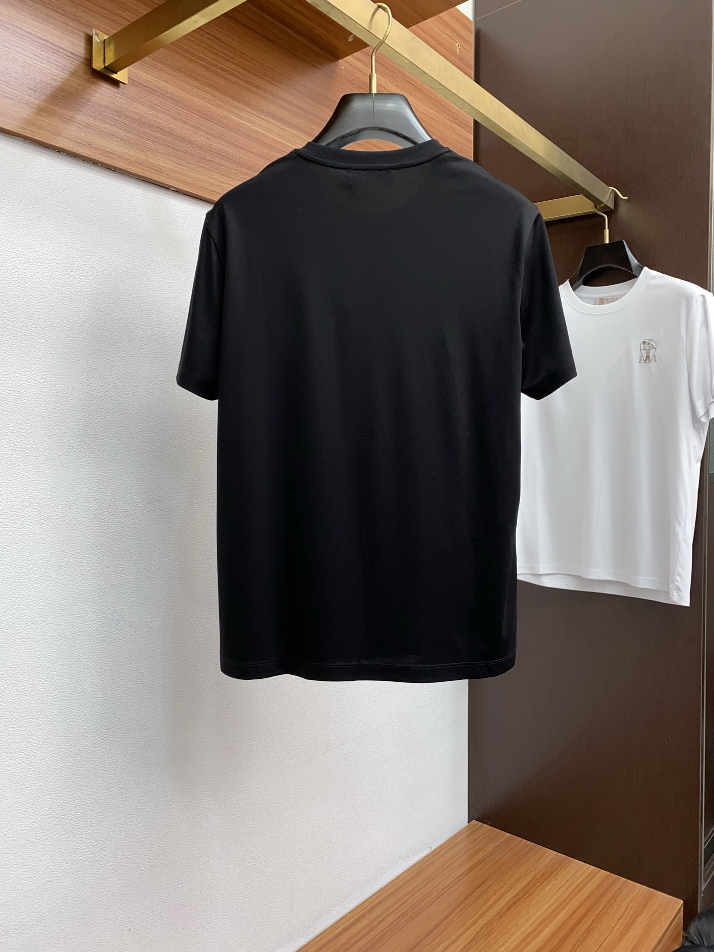 Bc 2026春夏新款首发专柜最新款圆领短袖 高端订制 设计前卫时尚！品牌logo重工艺设计 高端定制1