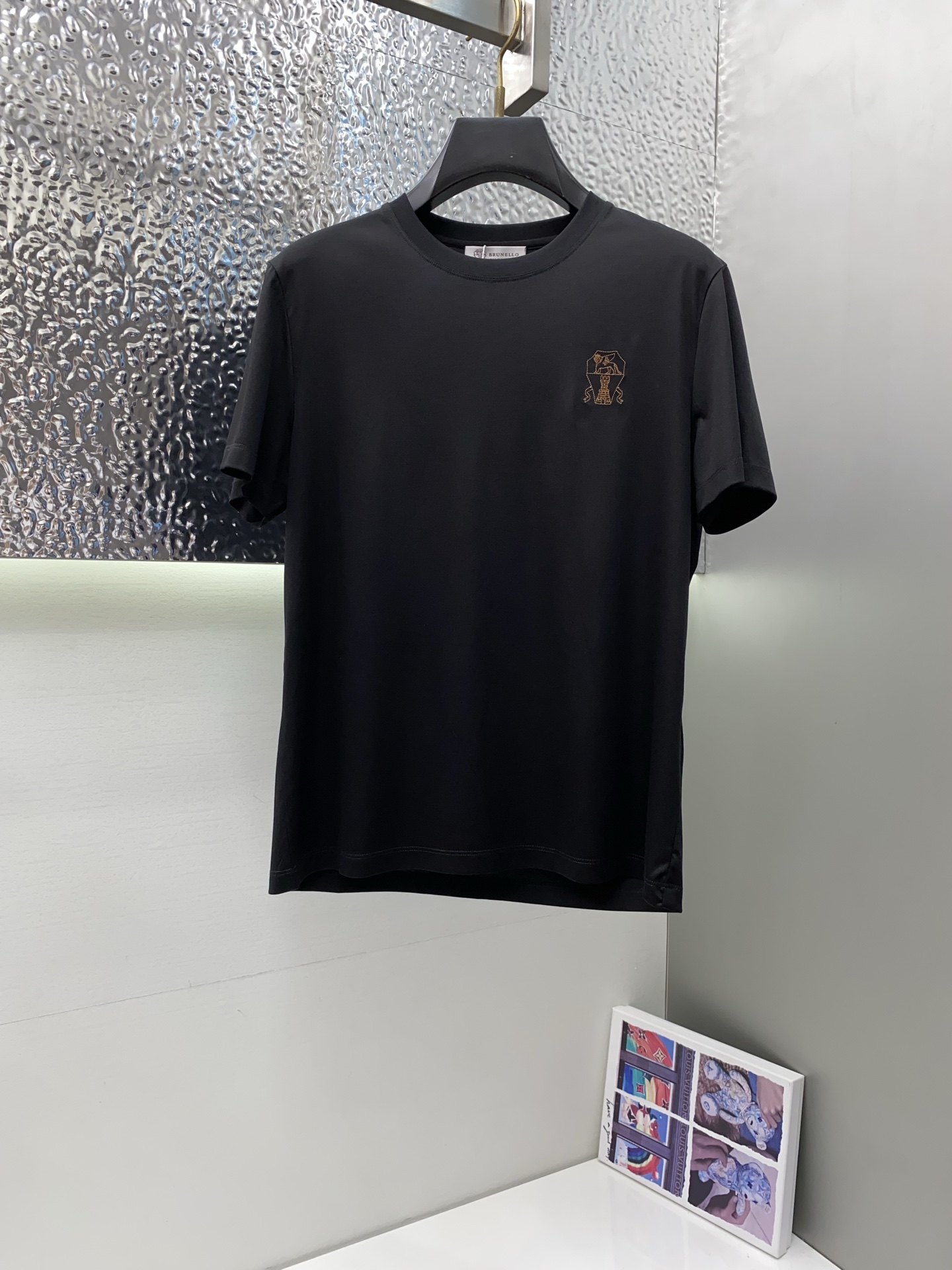 BC 2026春夏新款首发专柜最新款圆领短袖 高端订制 设计前卫时尚！品牌logo重工艺设计 高端定制1