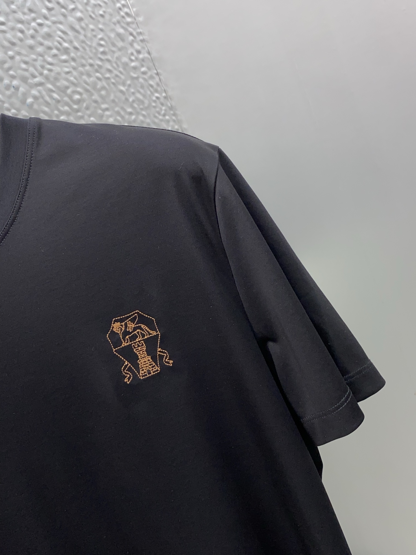 BC 2026春夏新款首发专柜最新款圆领短袖 高端订制 设计前卫时尚！品牌logo重工艺设计 高端定制1