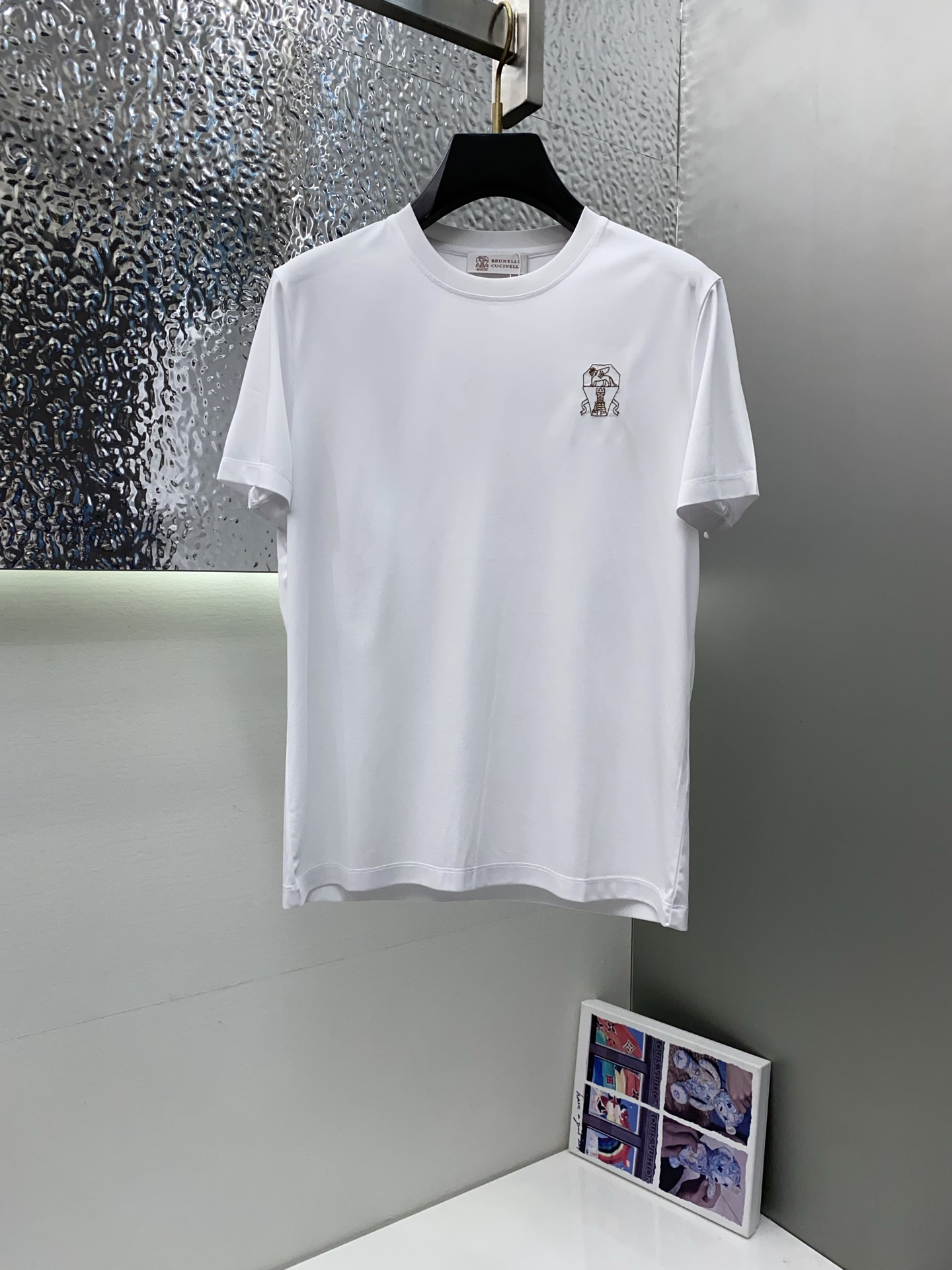 BC 2026春夏新款首发专柜最新款圆领短袖 高端订制 设计前卫时尚！品牌logo重工艺设计 高端定制1
