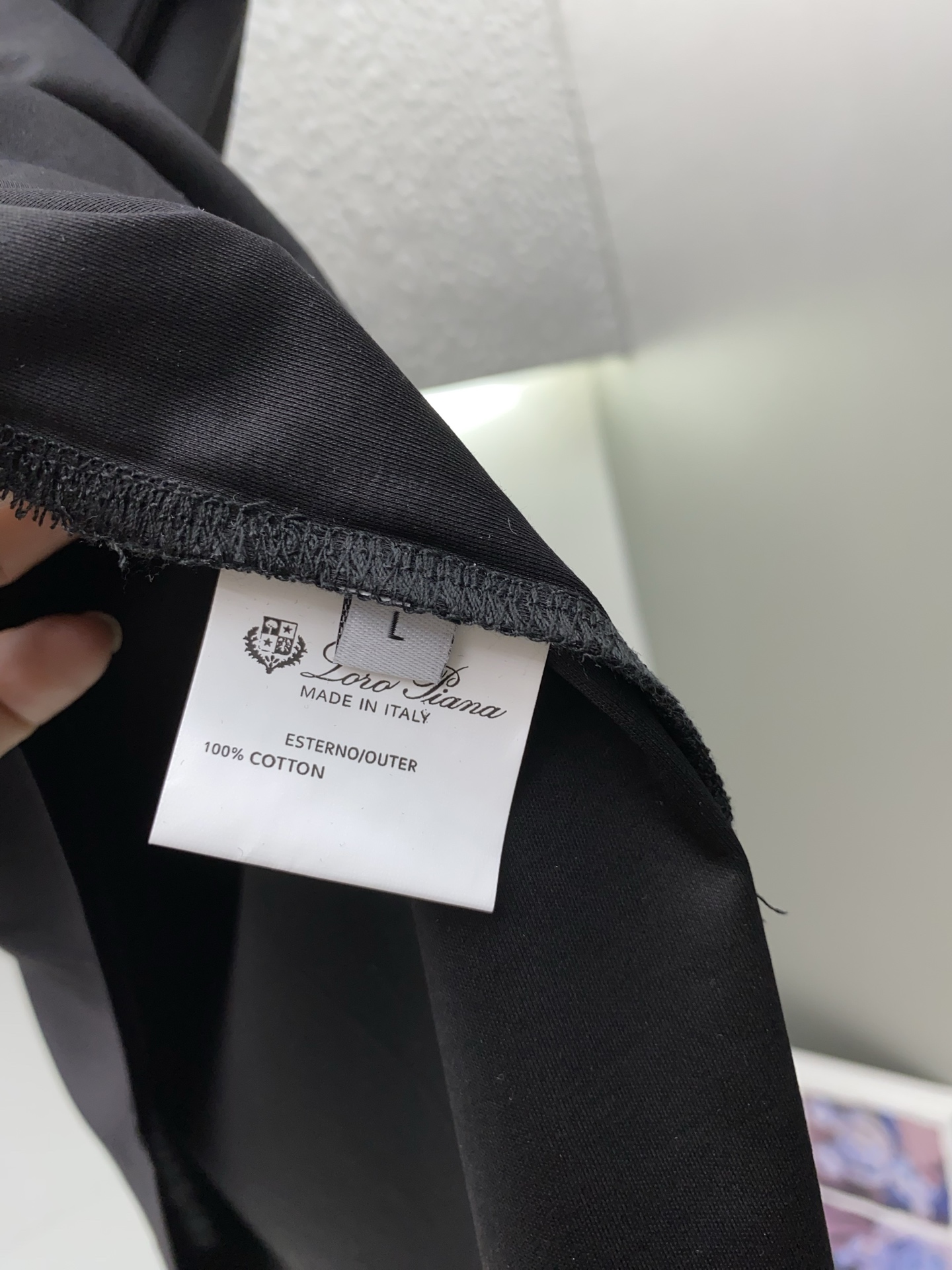 Loro Piana 诺悠翩雅 2026春夏新款首发专柜最新款圆领短袖 高端订制 设计前卫时尚！品牌lo