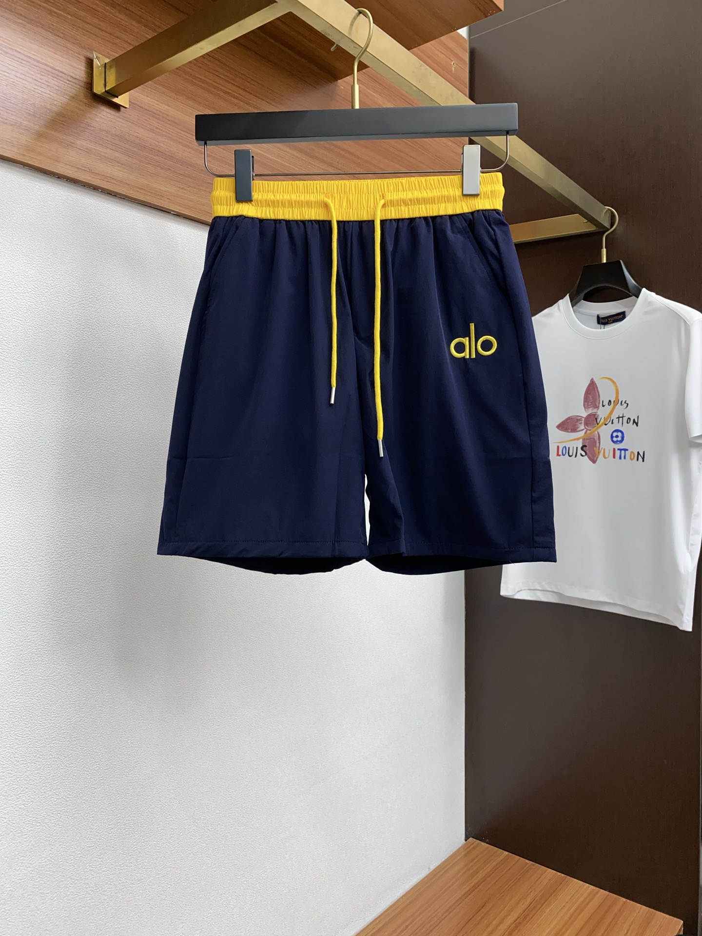 “2025 Summer New Edition Leisure Shorts: All-Powerful, Customized Fabric, High-End Comfort”