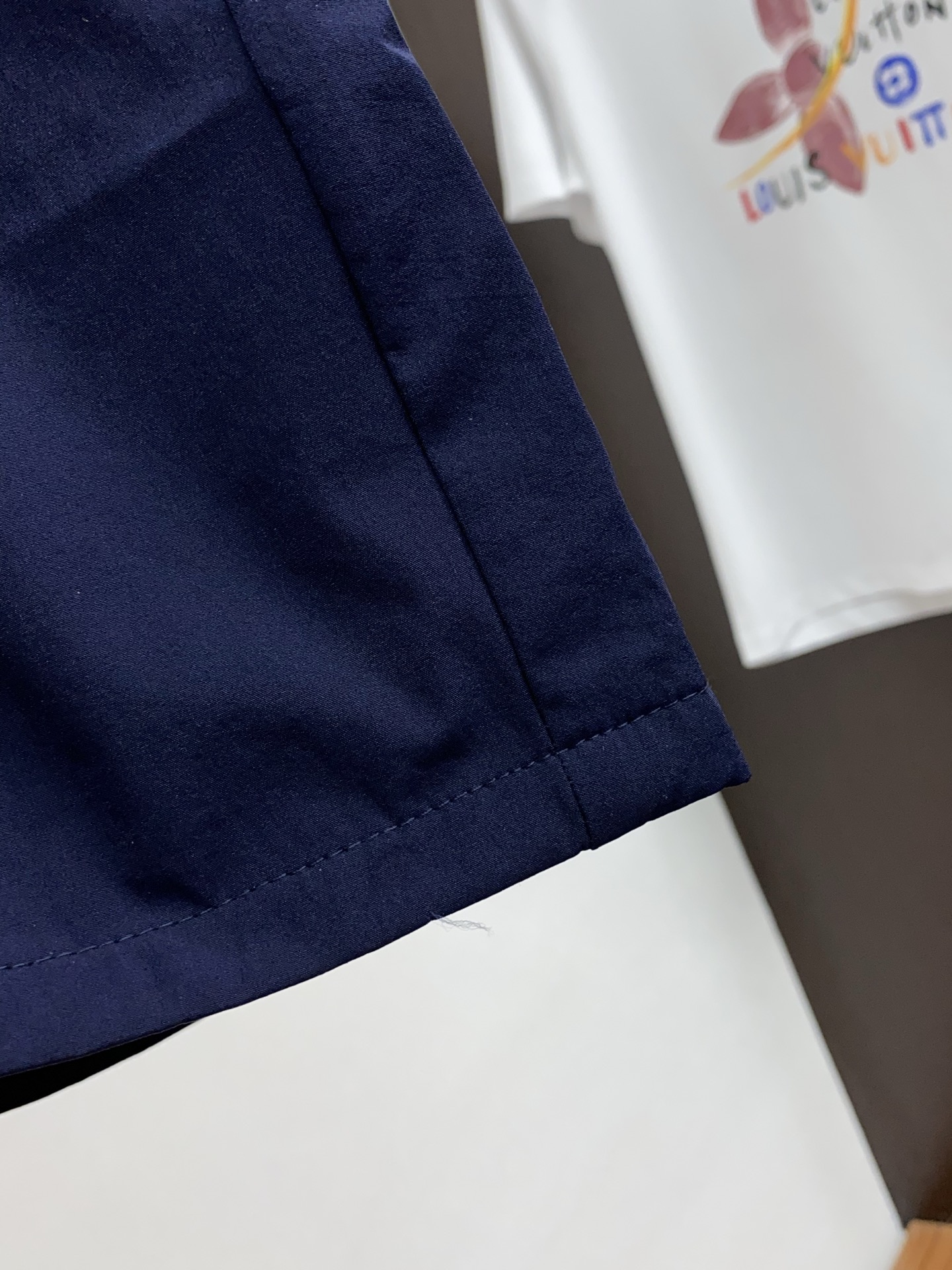 “2025 Summer New Edition Leisure Shorts: All-Powerful, Customized Fabric, High-End Comfort” - 图片 4