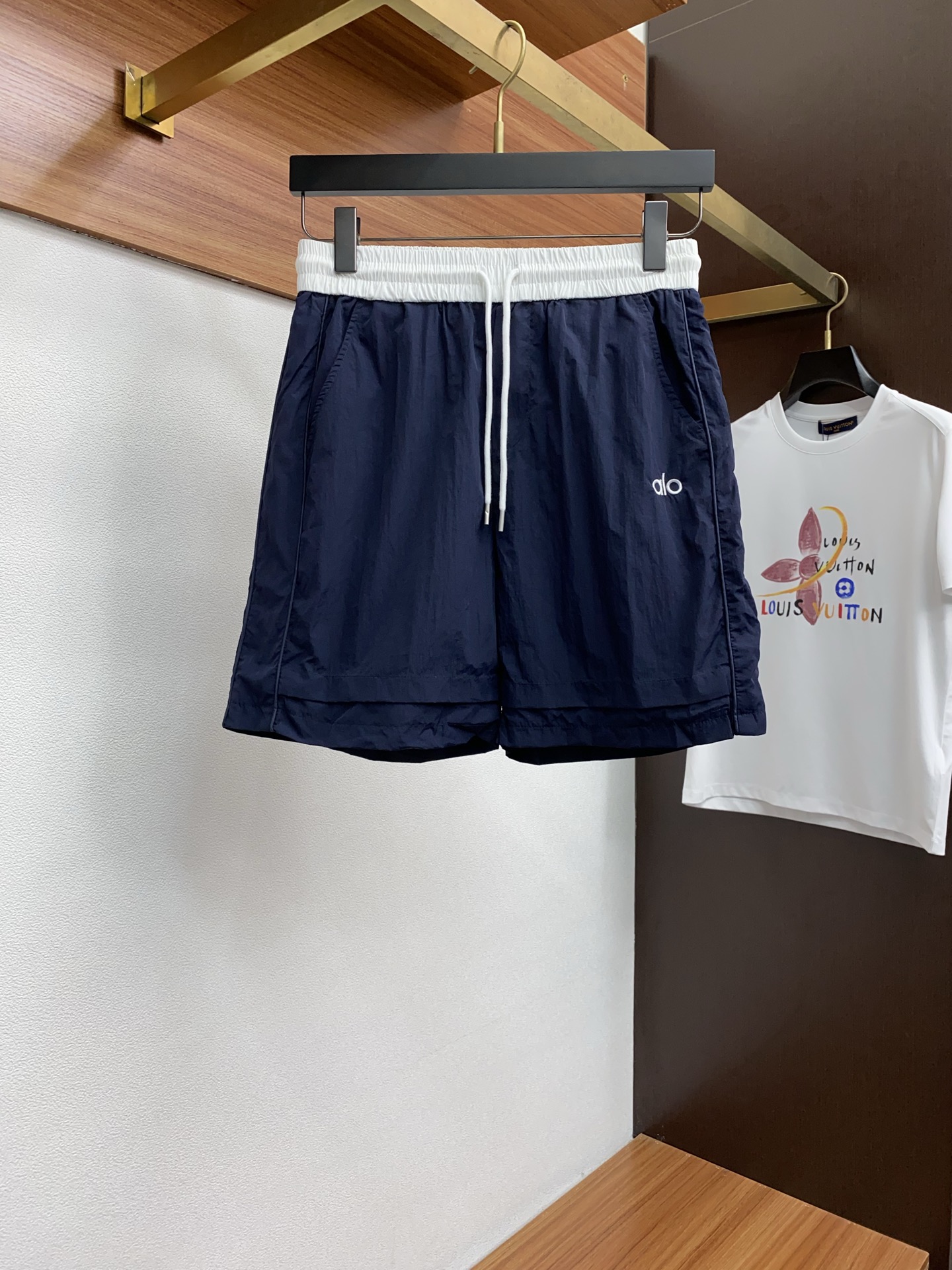 “2025 Summer New Edition Leisure Shorts: All-Powerful, Customized Fabric, High-End Comfort”
