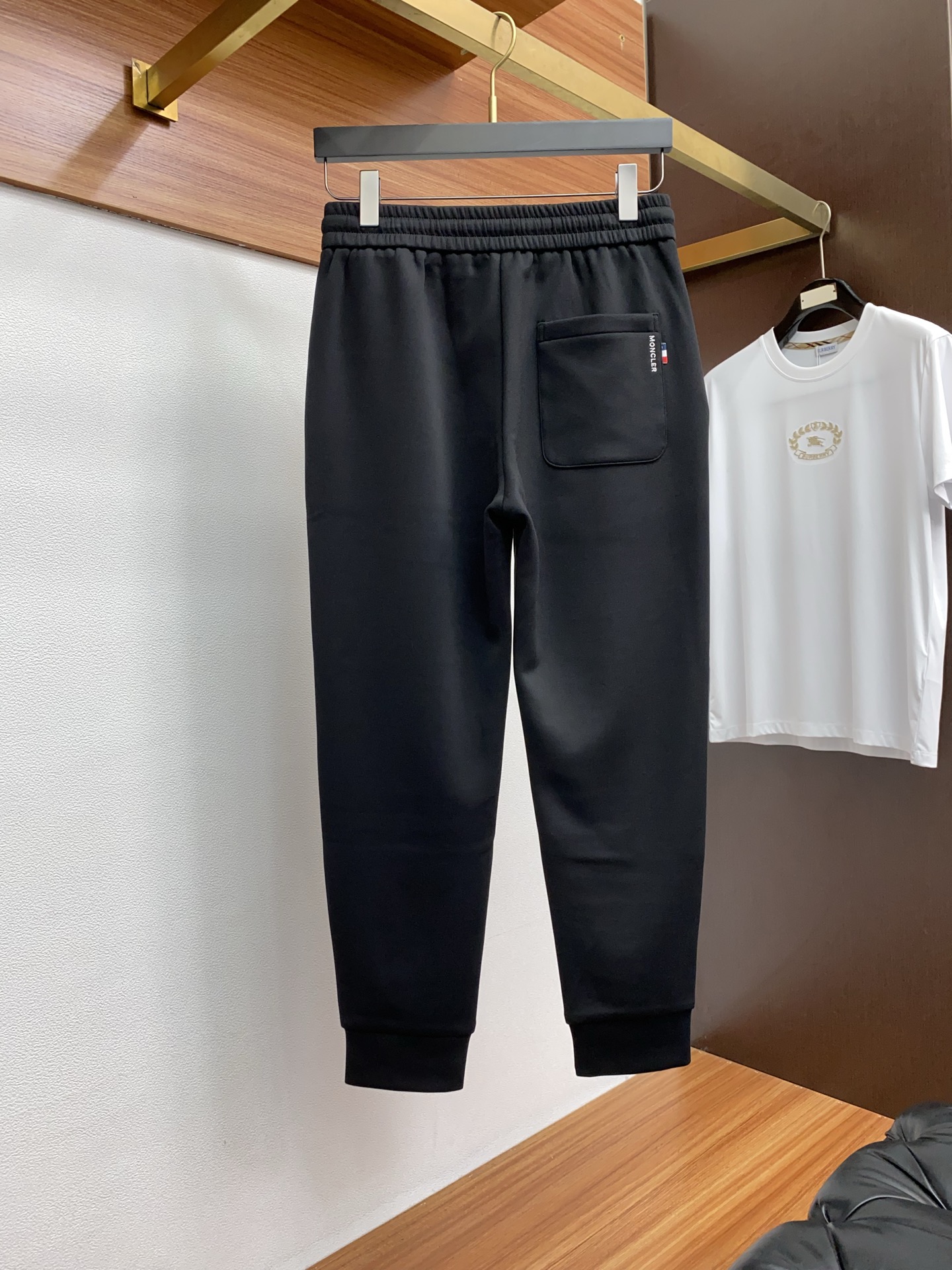  蒙口 2025SS早秋冬新品 丝光加厚纯棉面料男士运动休闲裤 每季必出的类型，无需质疑的热卖王牌单品，