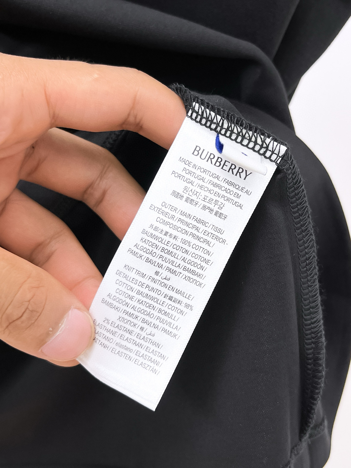  2025春夏新款首发专柜最新款圆领短袖 高端订制 设计前卫时尚！品牌logo重工艺设计 高端定制100