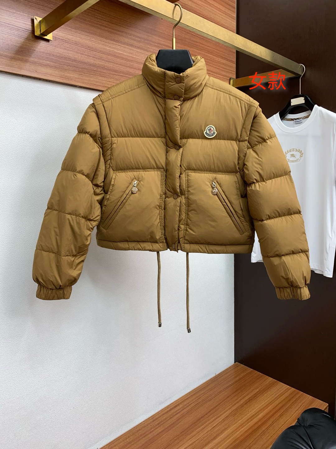 女款 蒙口 秋冬新款羽绒服 原版1:1订制五金配件全进口原版定制 欢迎专柜对比 绝对的高品质 采用顶级9