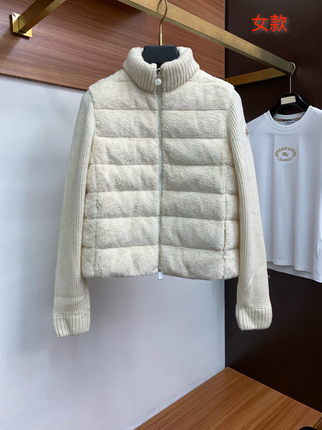 女款 蒙口 秋冬新款羽绒服 原版1:1订制五金配件全进口原版定制 欢迎专柜对比 绝对的高品质 采用顶级9