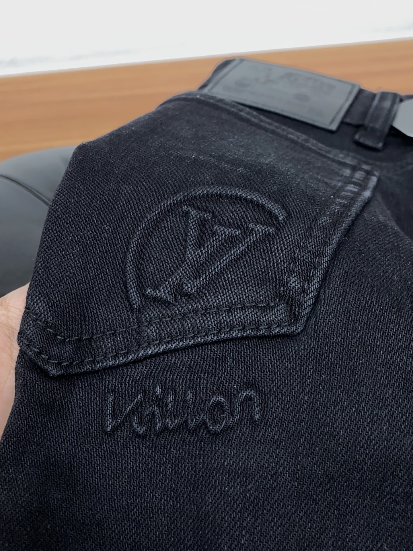 1v路易威登 25新款 市场独家订制进口丹宁牛仔面料 稀缺面料 超级舒服 工艺复杂四季款牛仔裤 针织牛从