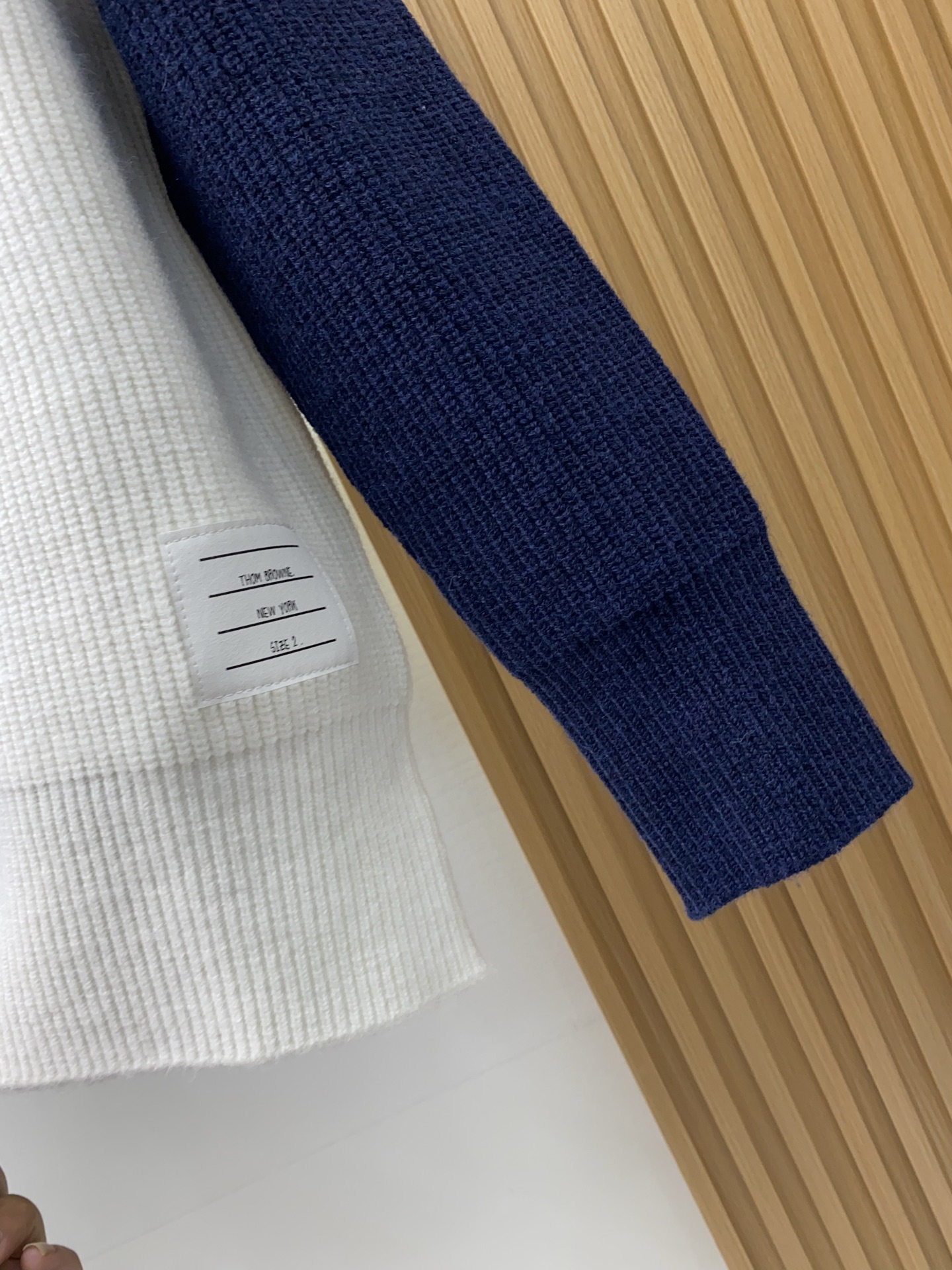 TB 2025FW男士秋冬毛衣 针织男装外套，休闲日常穿搭单品！上身修饰身形、定制面料将时装美学和新都市