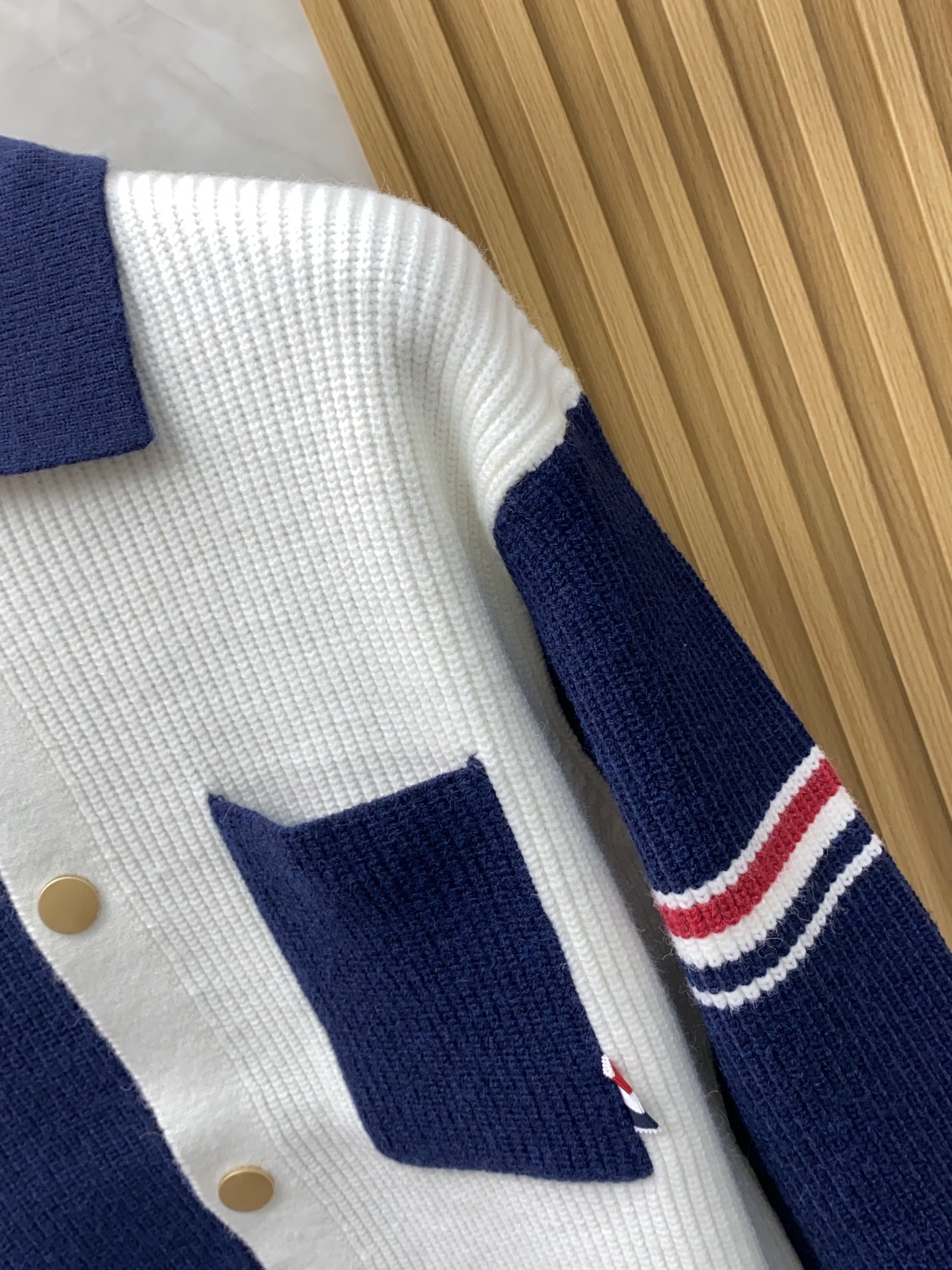 TB 2025FW男士秋冬毛衣 针织男装外套，休闲日常穿搭单品！上身修饰身形、定制面料将时装美学和新都市