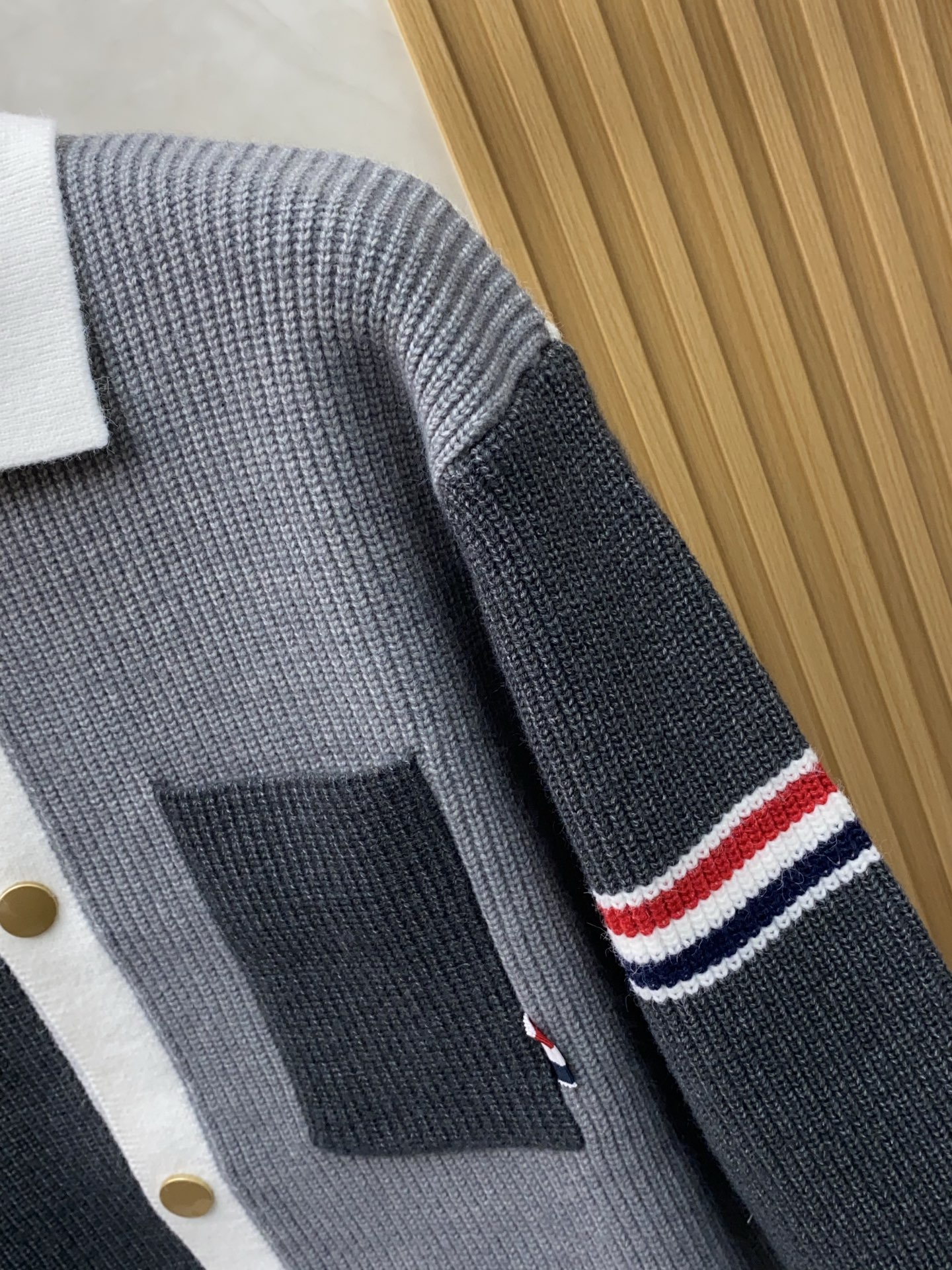 TB 2025FW男士秋冬毛衣 针织男装外套，休闲日常穿搭单品！上身修饰身形、定制面料将时装美学和新都市