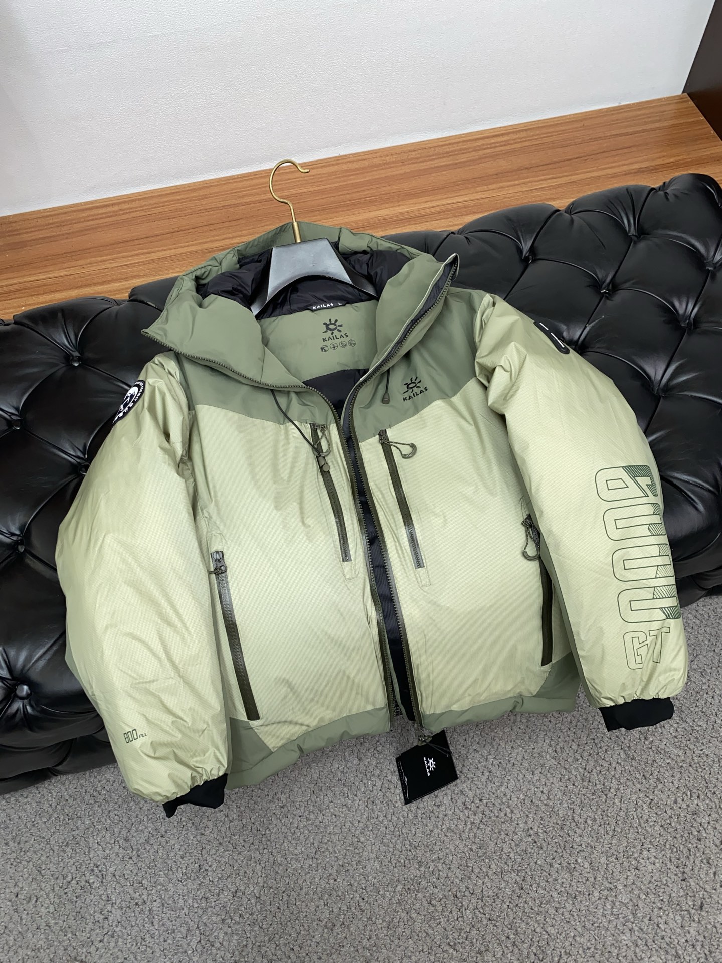 凯乐石 2025秋冬新款🆕羽绒服 原版1:1订制五金配件全进口原版定制 欢迎专柜对比 绝对的高品质 采用