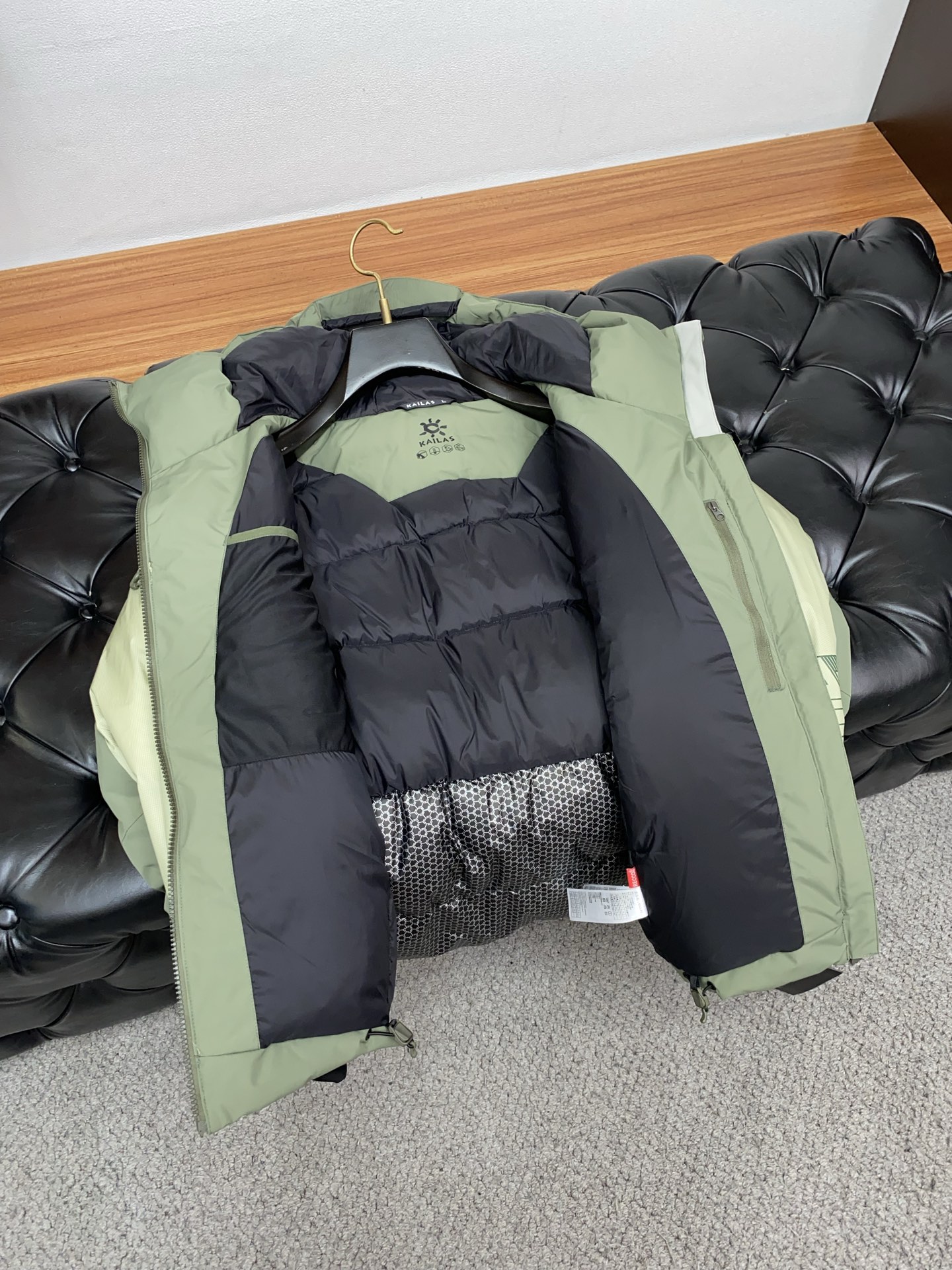 凯乐石 2025秋冬新款🆕羽绒服 原版1:1订制五金配件全进口原版定制 欢迎专柜对比 绝对的高品质 采用