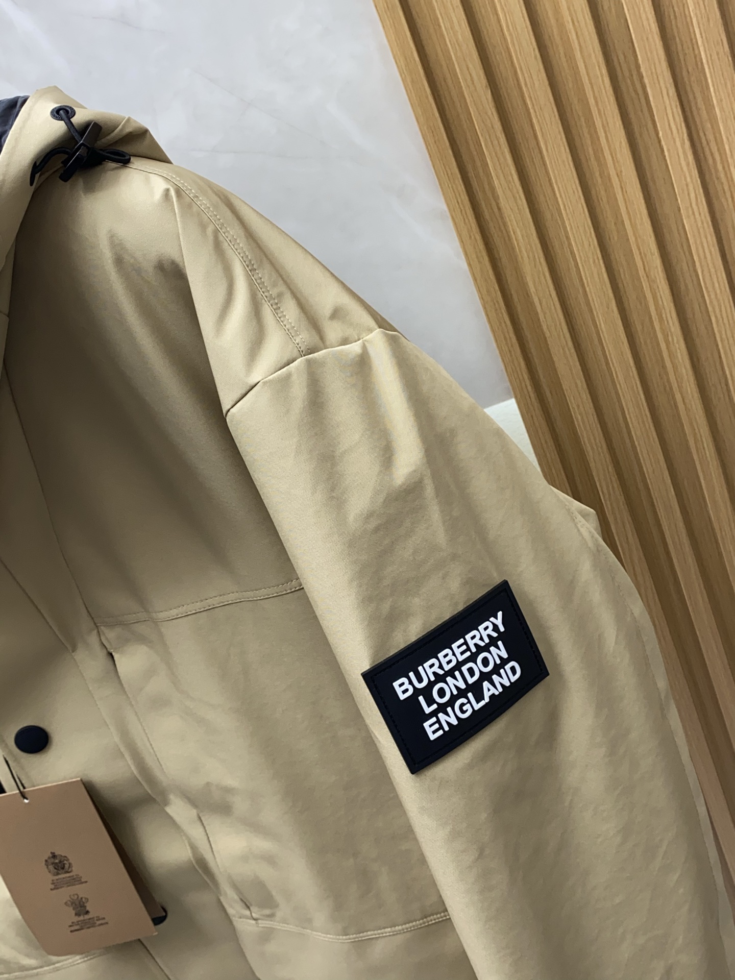 巴宝莉 秋冬新款羽绒服 原版1:1订制五金配件全进口原版定制 欢迎专柜对比 绝对的高品质 采用顶级90白