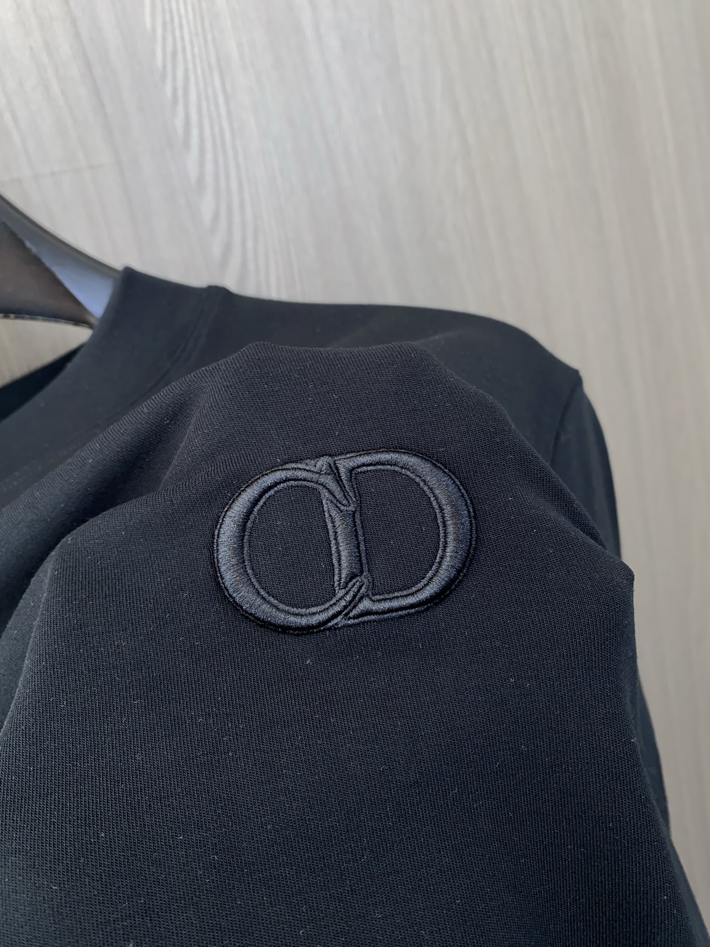 迪奥 2025 秋冬AW新品，时尚休闲打底加厚长袖卫衣专柜同步有售，进口加厚莫戴尔长绒棉拉绒面料，工艺极