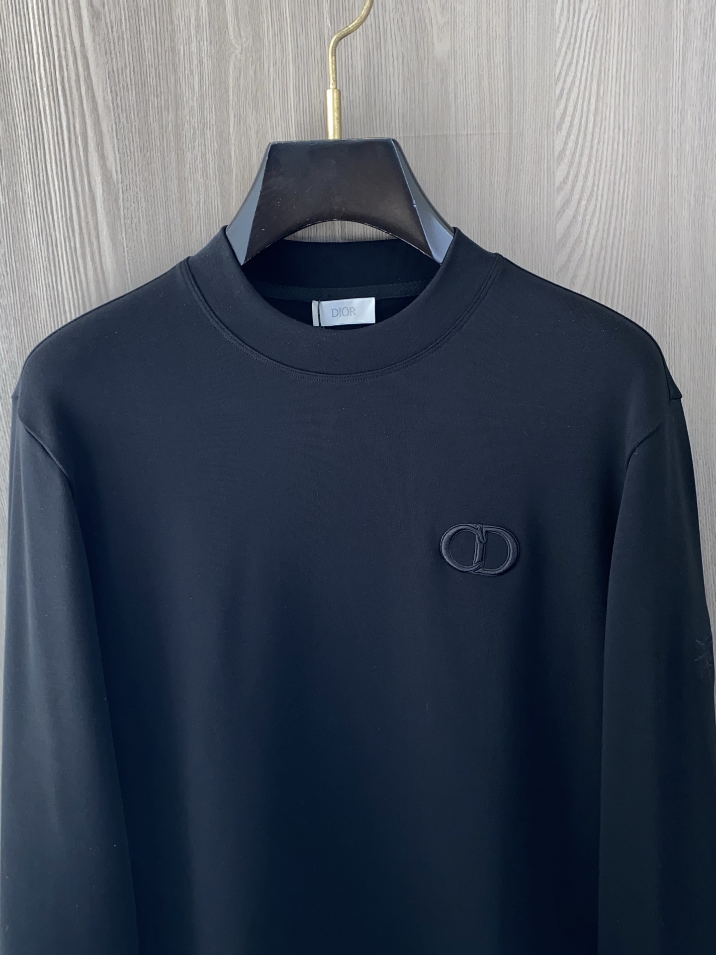 迪奥 2025 秋冬AW新品，时尚休闲打底加厚长袖卫衣专柜同步有售，进口加厚莫戴尔长绒棉拉绒面料，工艺极