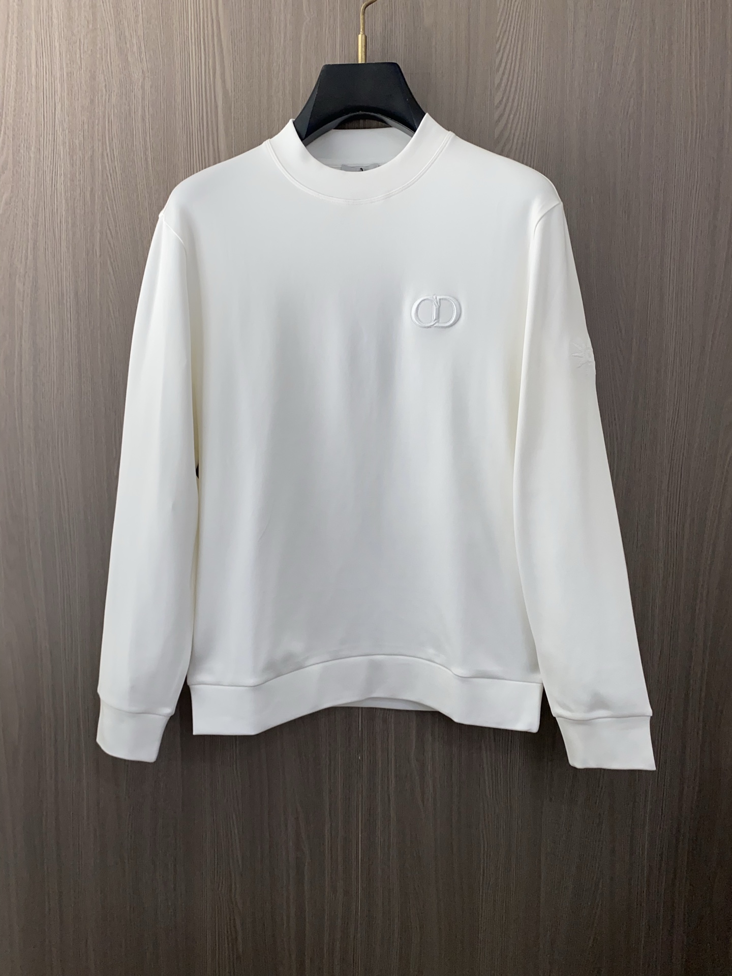 迪奥 2025 秋冬AW新品，时尚休闲打底加厚长袖卫衣专柜同步有售，进口加厚莫戴尔长绒棉拉绒面料，工艺极