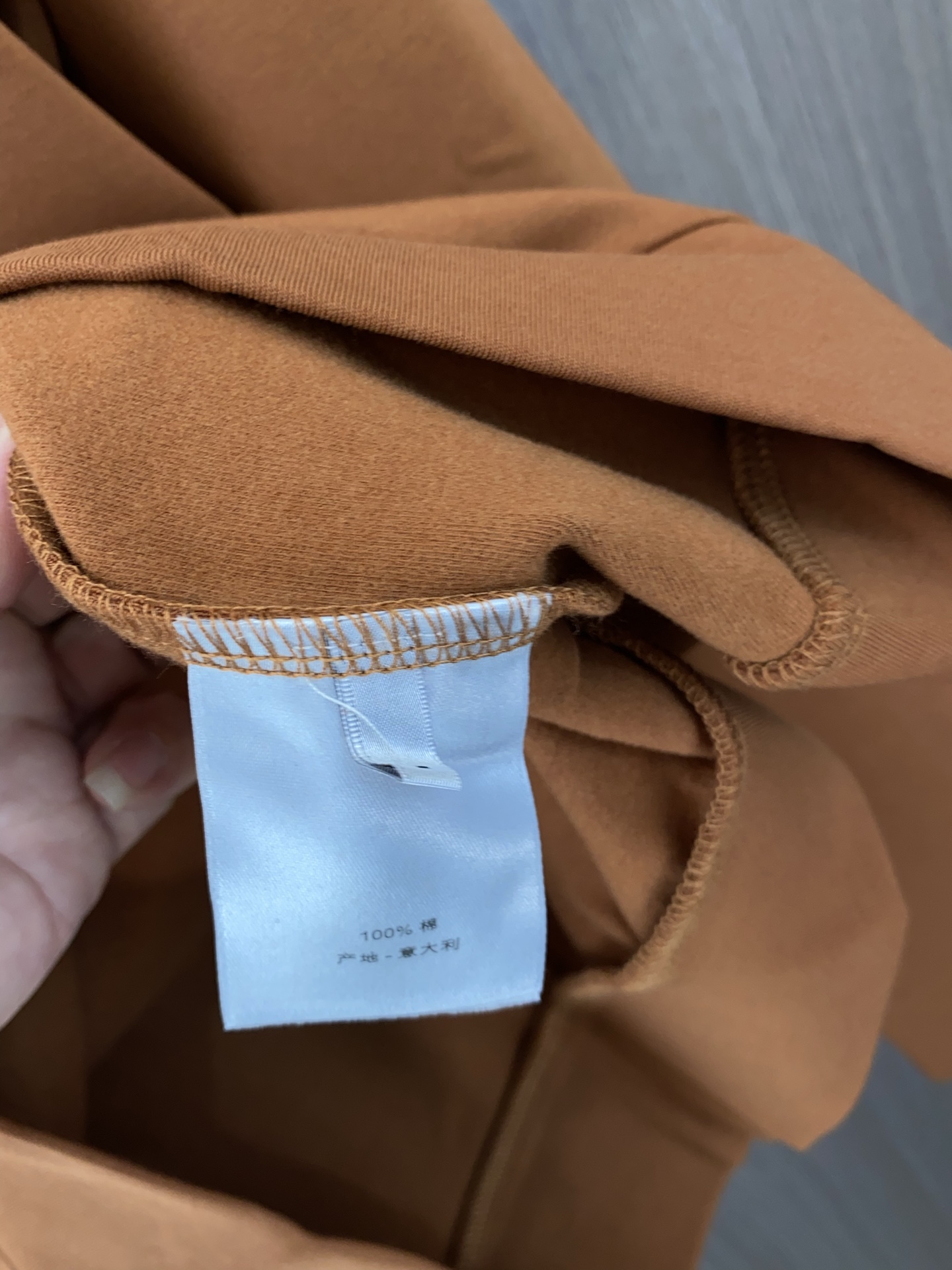 迪奥 2025 秋冬AW新品，时尚休闲打底加厚长袖卫衣专柜同步有售，进口加厚莫戴尔长绒棉拉绒面料，工艺极