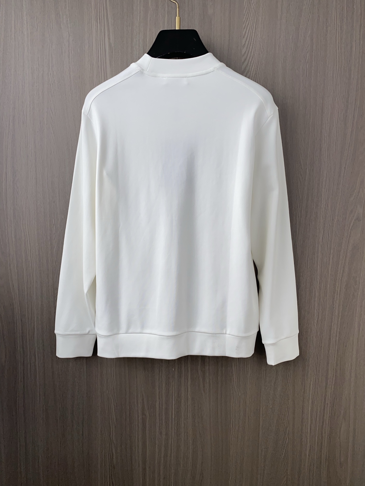 普拉达 2025 秋冬AW新品，时尚休闲打底加厚长袖卫衣专柜同步有售，进口加厚莫戴尔长绒棉拉绒面料，工艺