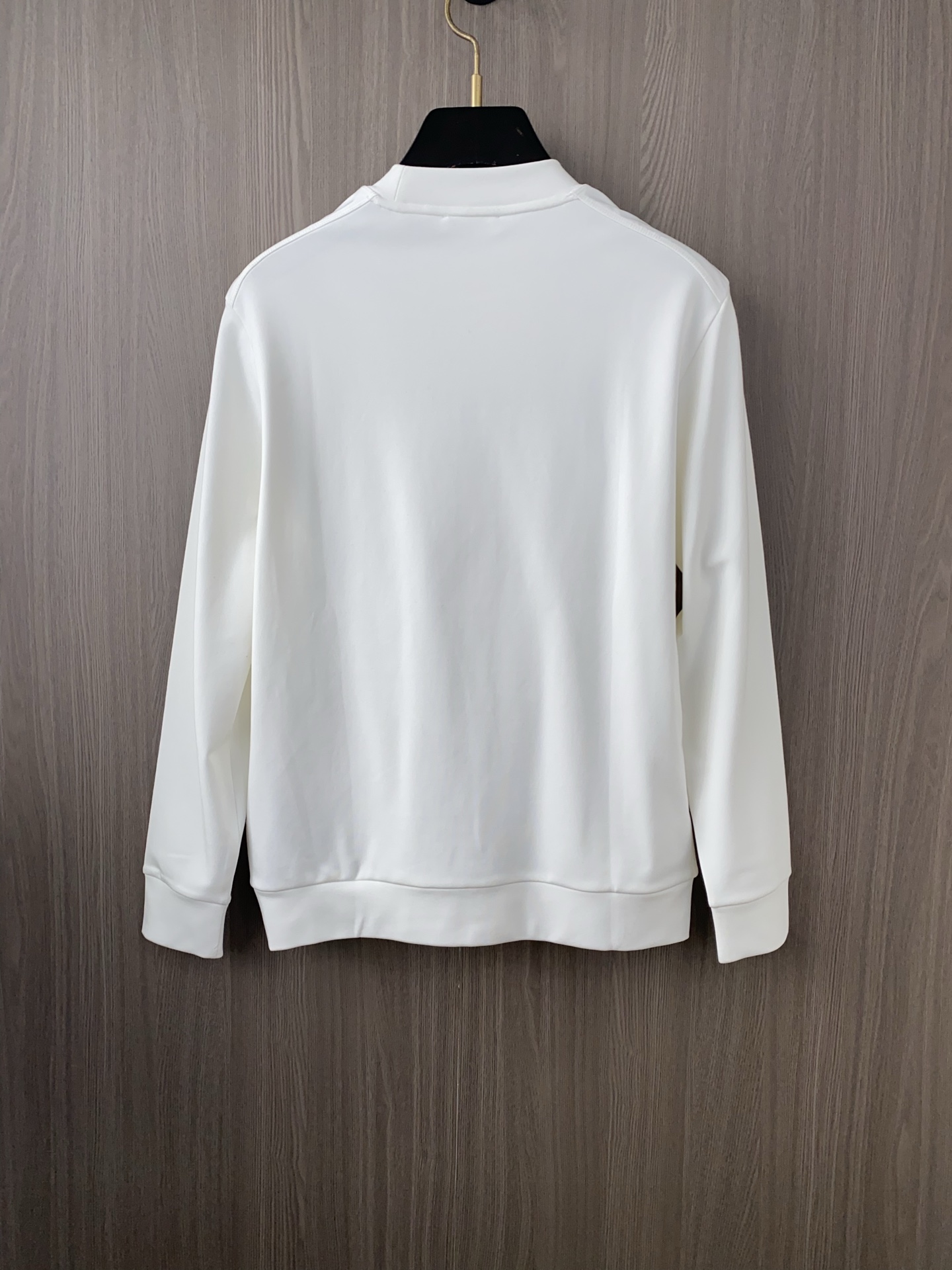 🌾 普拉达 2025 秋冬AW新品，时尚休闲打底加厚长袖卫衣专柜同步有售，进口加厚莫戴尔长绒棉拉绒面料，