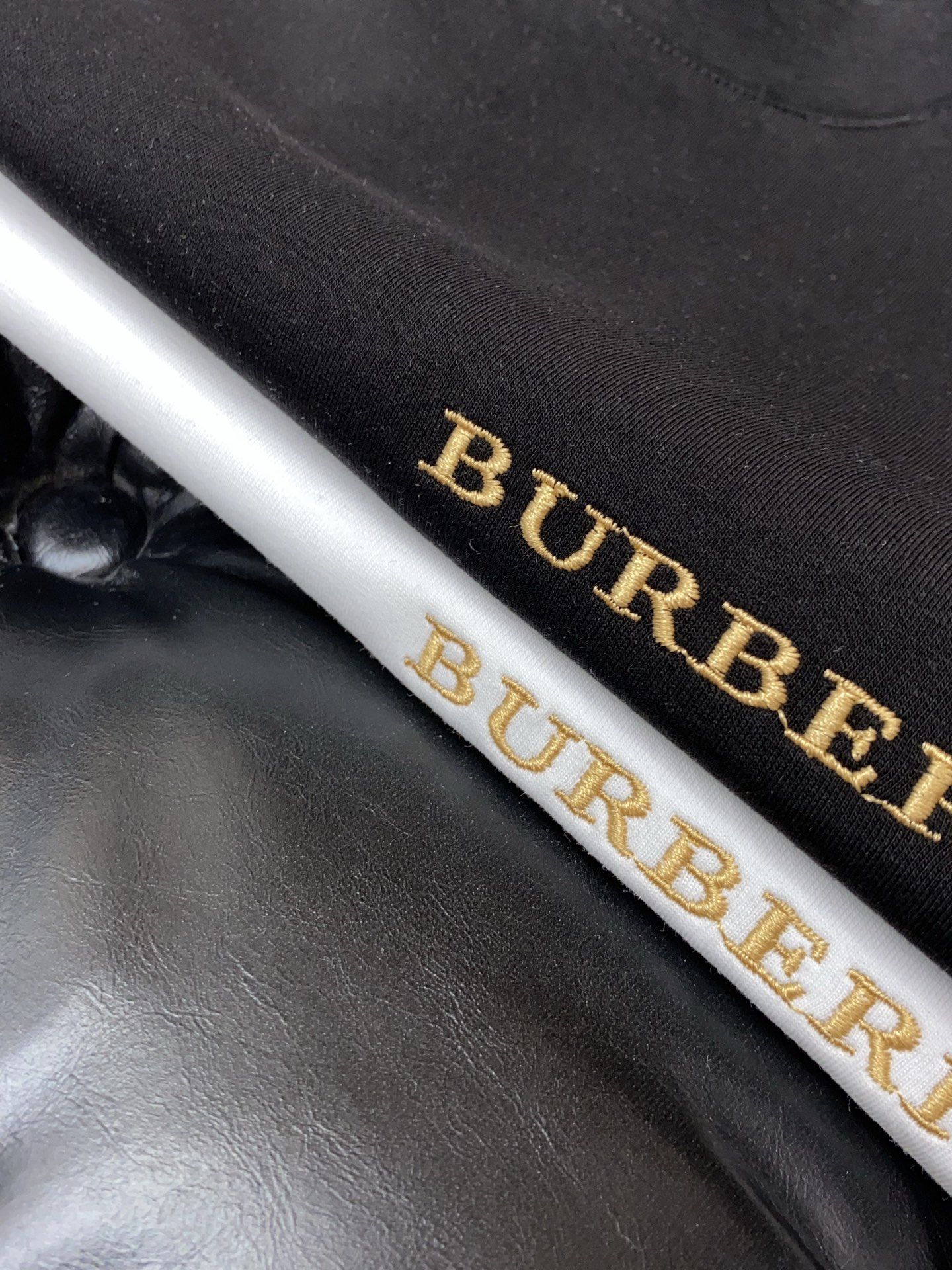 巴宝莉 2025秋冬新品，男士基础款圆领长袖T恤打底衫！贸易公司渠道稀出，同步GW发售，选用客供进口26