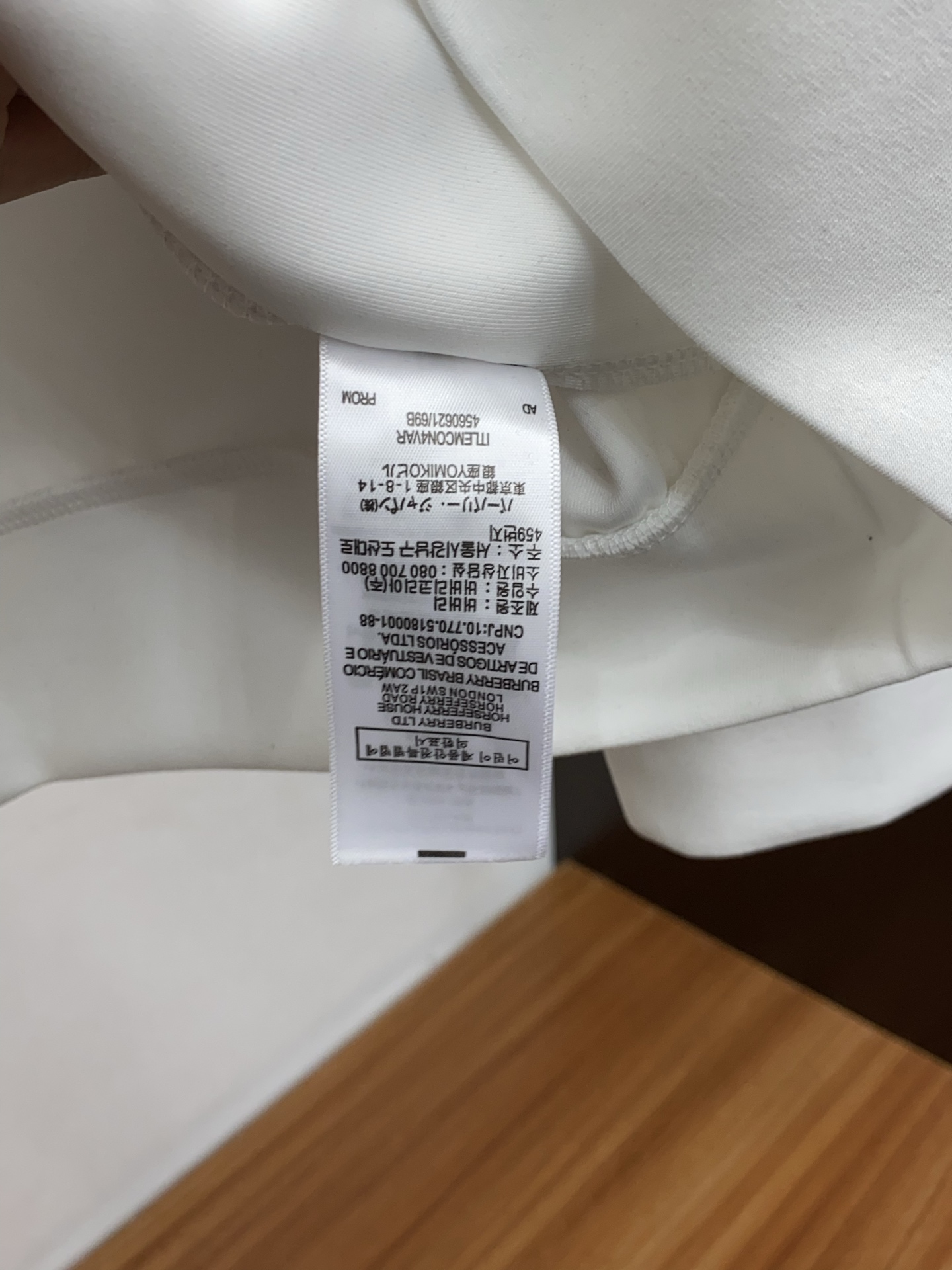 巴宝莉 2025秋冬新品，男士基础款圆领长袖T恤打底衫！贸易公司渠道稀出，同步GW发售，选用客供进口26